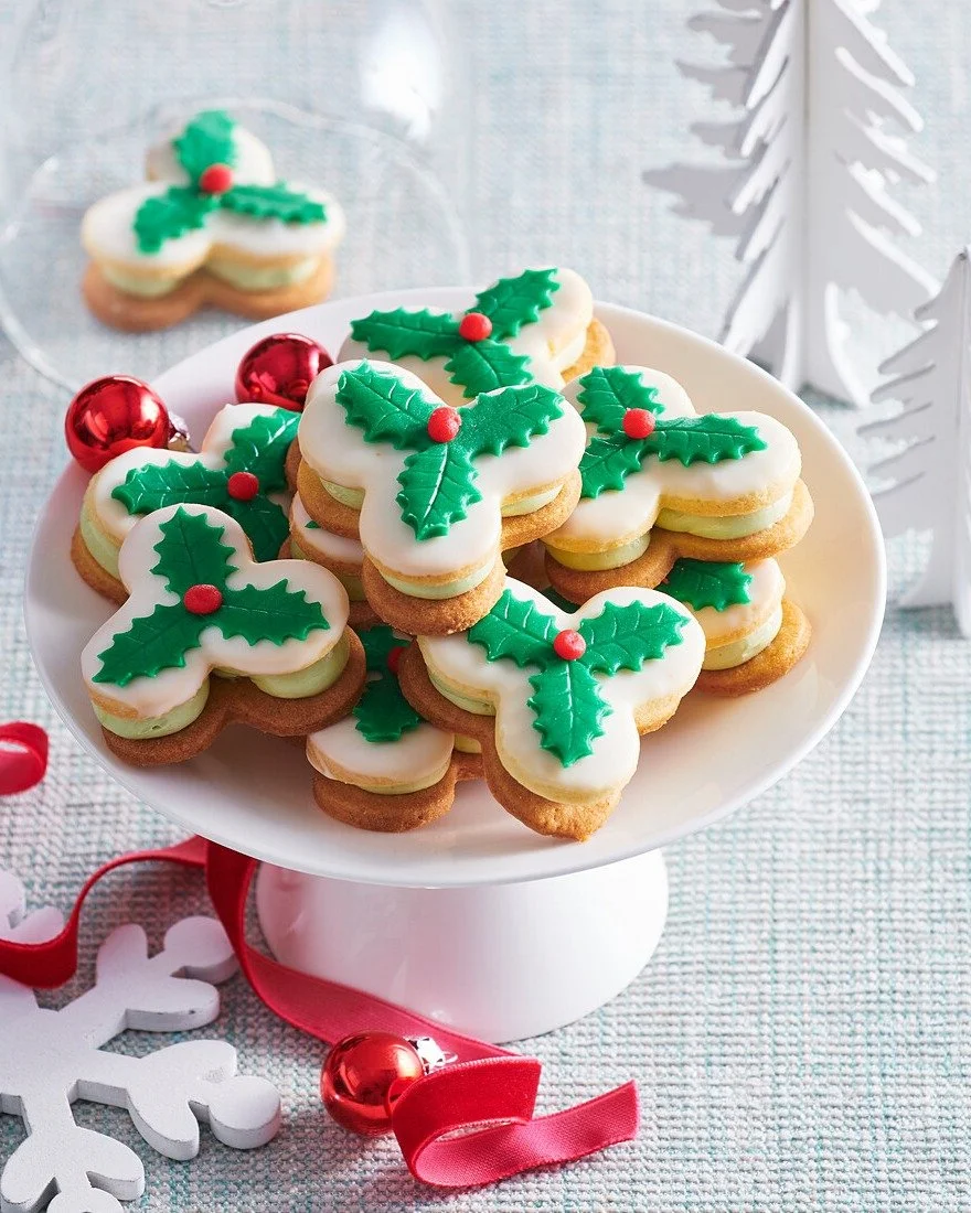 ✨Day 17 of 24 days of Holiday Cookies! ✨
📷13751891 &copy;StockFood/ Profimedia
#linesangles #stockphotography #imagelicensing #artbuyer #holidaycookie #christmascookie