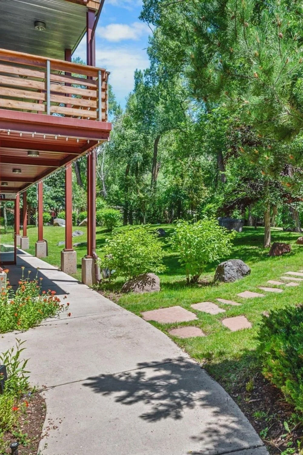 Old Town Yoga brings music and community to Basalt’s Riverwalk