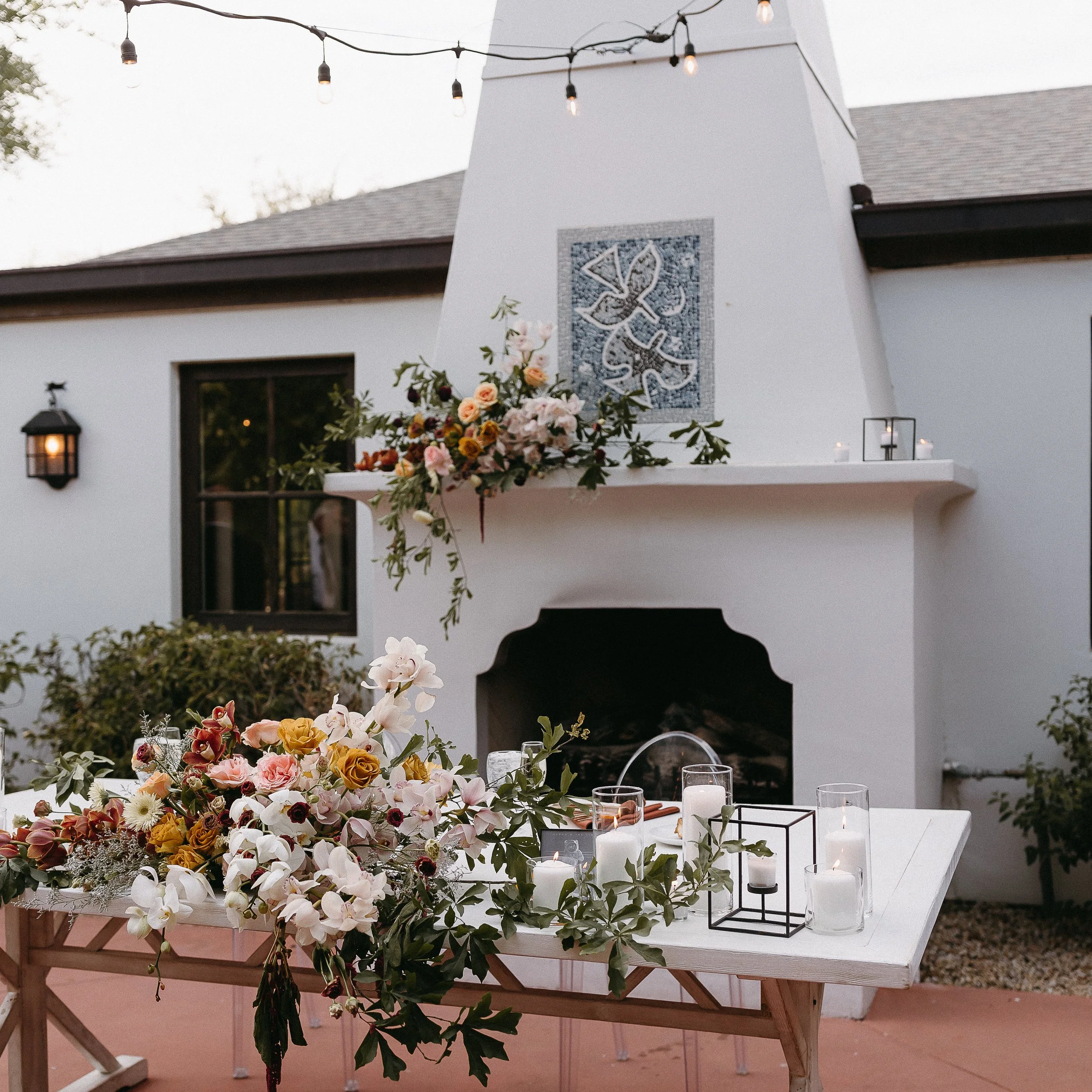 Modern & Moody in Paradise Valley