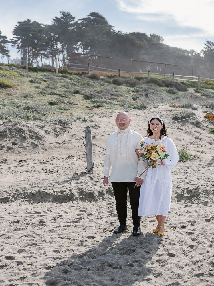 11-san-francisco-beach-wedding-photos-fine-art-film-photography-michaela-joy.jpg