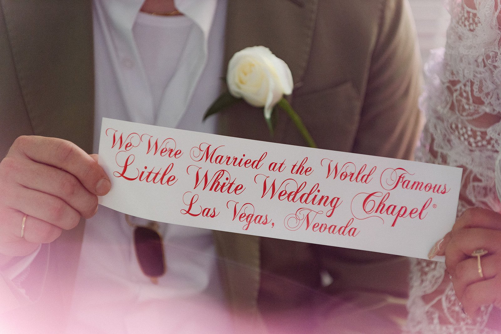 0042-MJ0_8302-michaela-joy-photography-elvis-vegas-white-chapel-elopement_websize.jpg