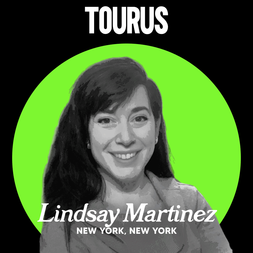 Tourus is a platform that helps properties and renters manage the touring and leasing process.