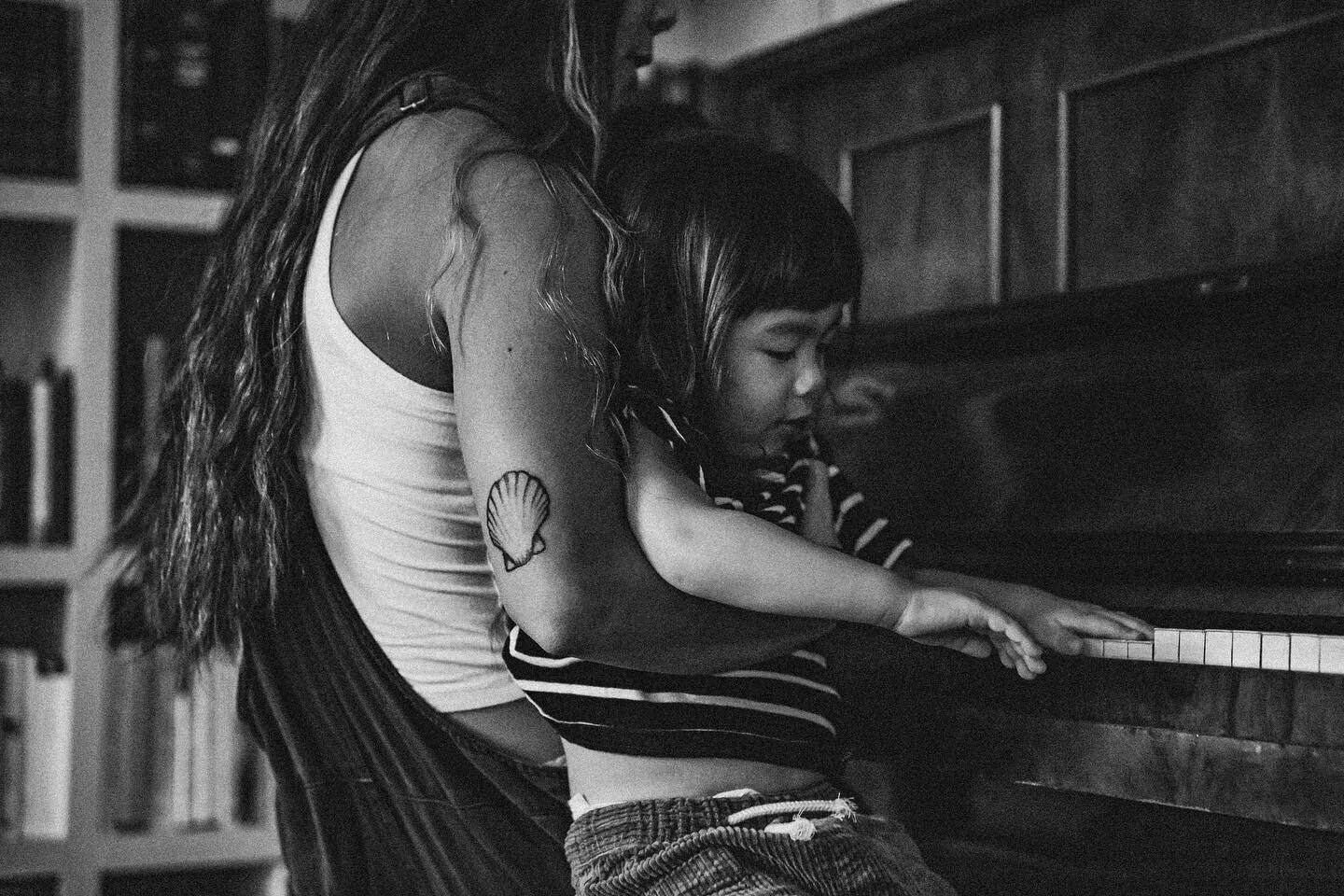 how do we feel about adding b&amp;w to the grid??