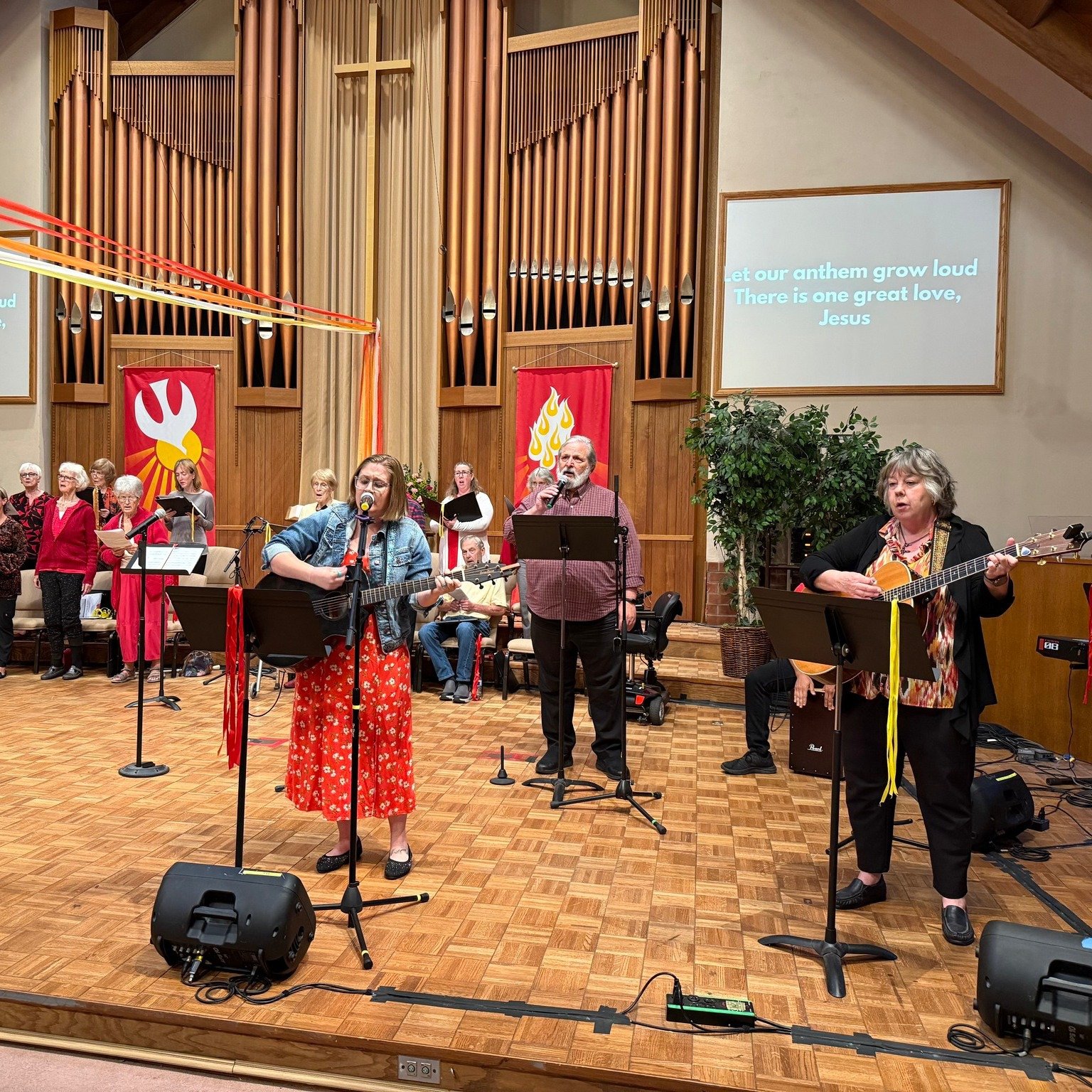 It was a beautiful morning this past Sunday on Pentecost Sunday as we centered on celebrating the gift of the Holy Spirit, the unity of all people through God's love, and the mission of the Church. Pastor Kim spoke about &ldquo;Breathing Together&rdq