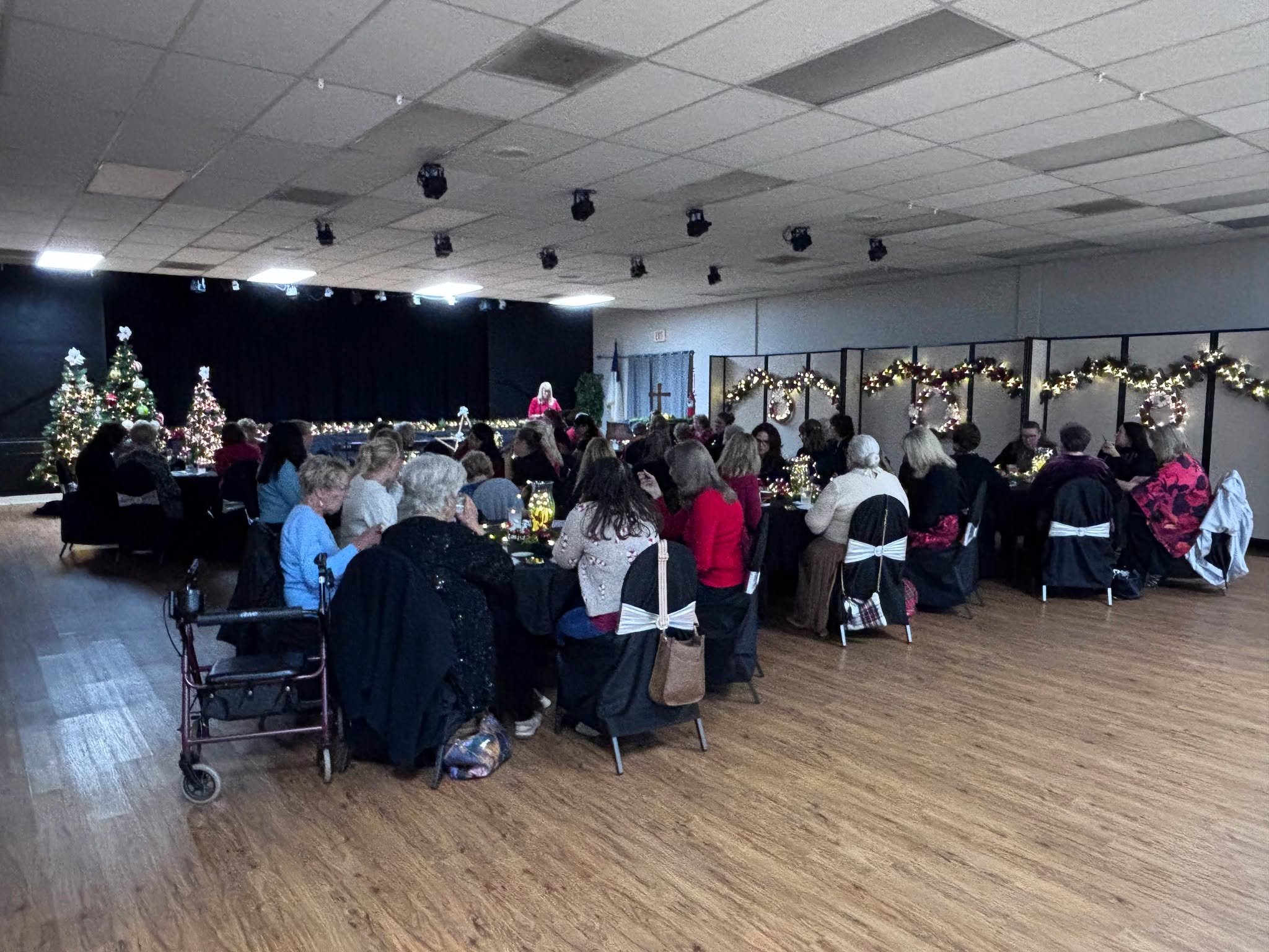 &quot;Christmas on the Circle&quot; was a magical evening this past Monday complete with dinner and music from local singer and actress Morgan Carberry. A heartfelt thank you to our Girlfriends&rsquo; Board Members for organizing this celebration and