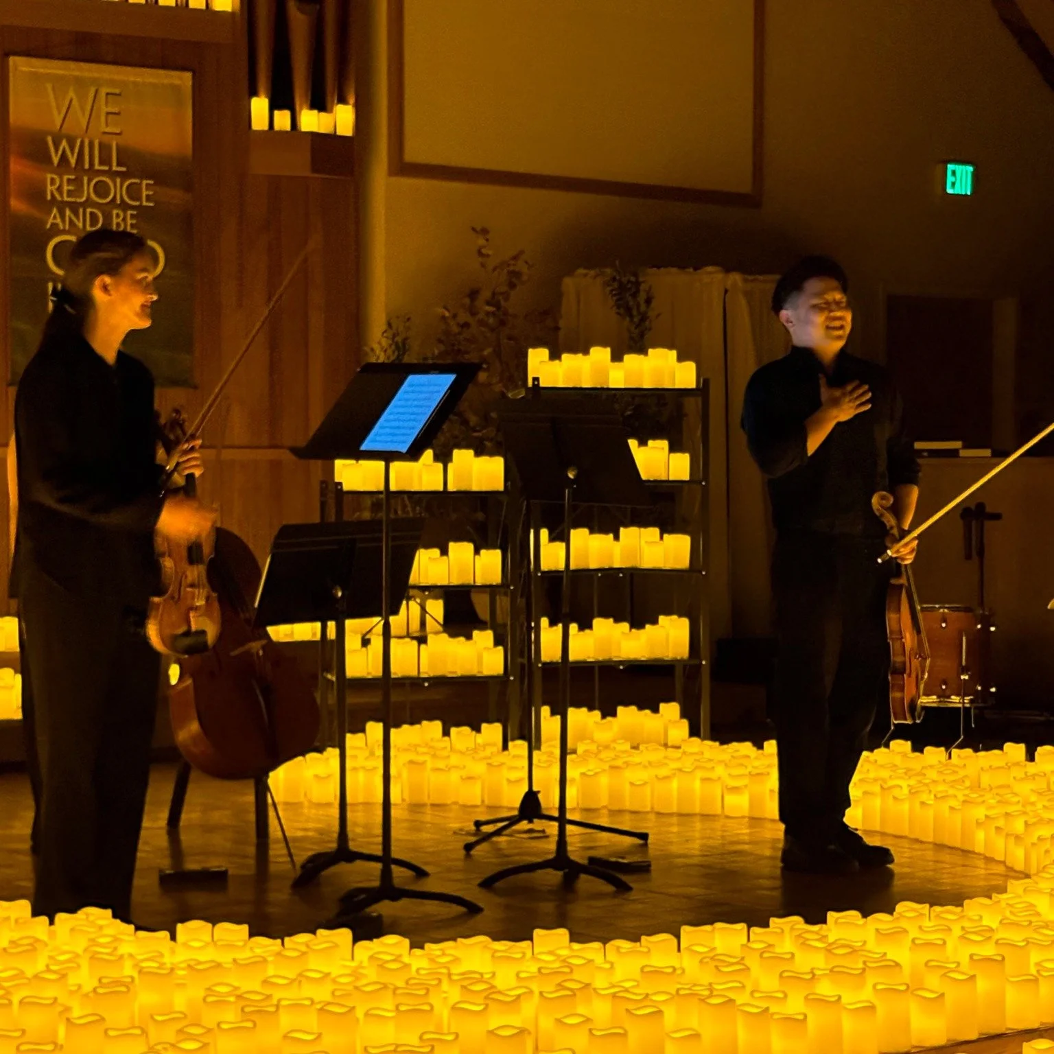 On Friday, September 18, Lumos Experiences presented a string trio in two beautiful concerts in our sanctuary. The evening was aglow with light and beauty!