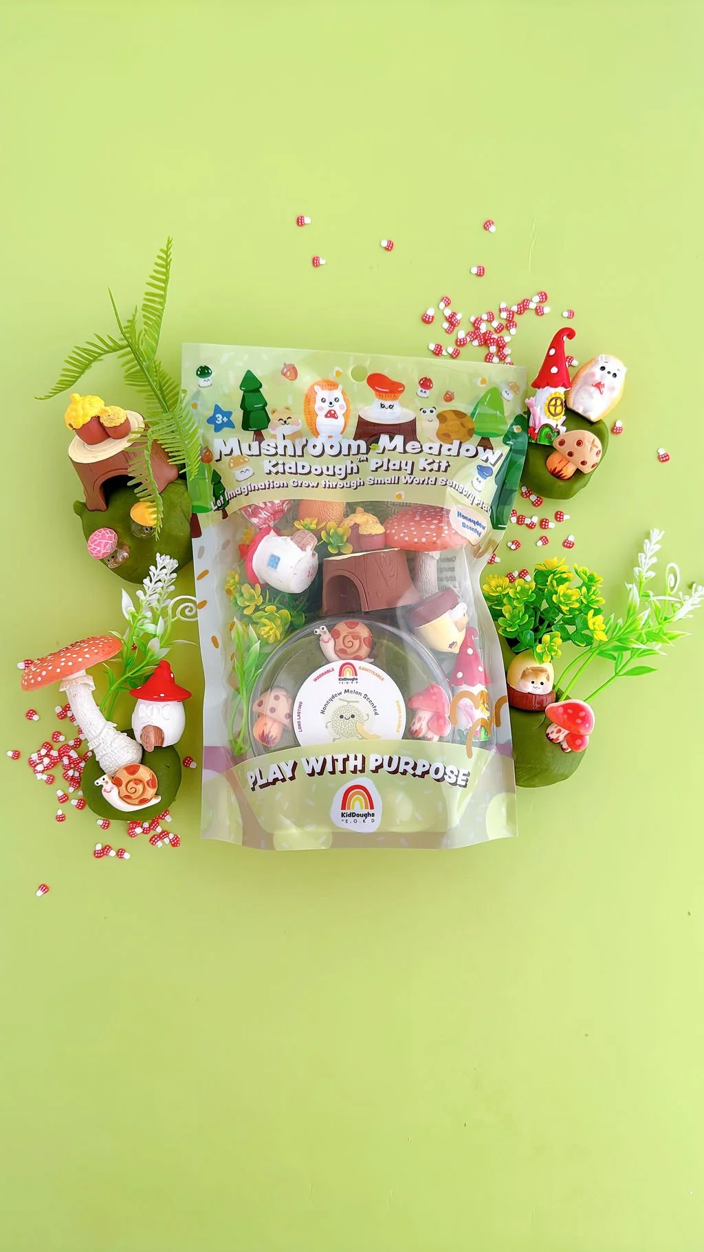 Mushroom_Meadow_Pouch_Lifestyle14.JPG