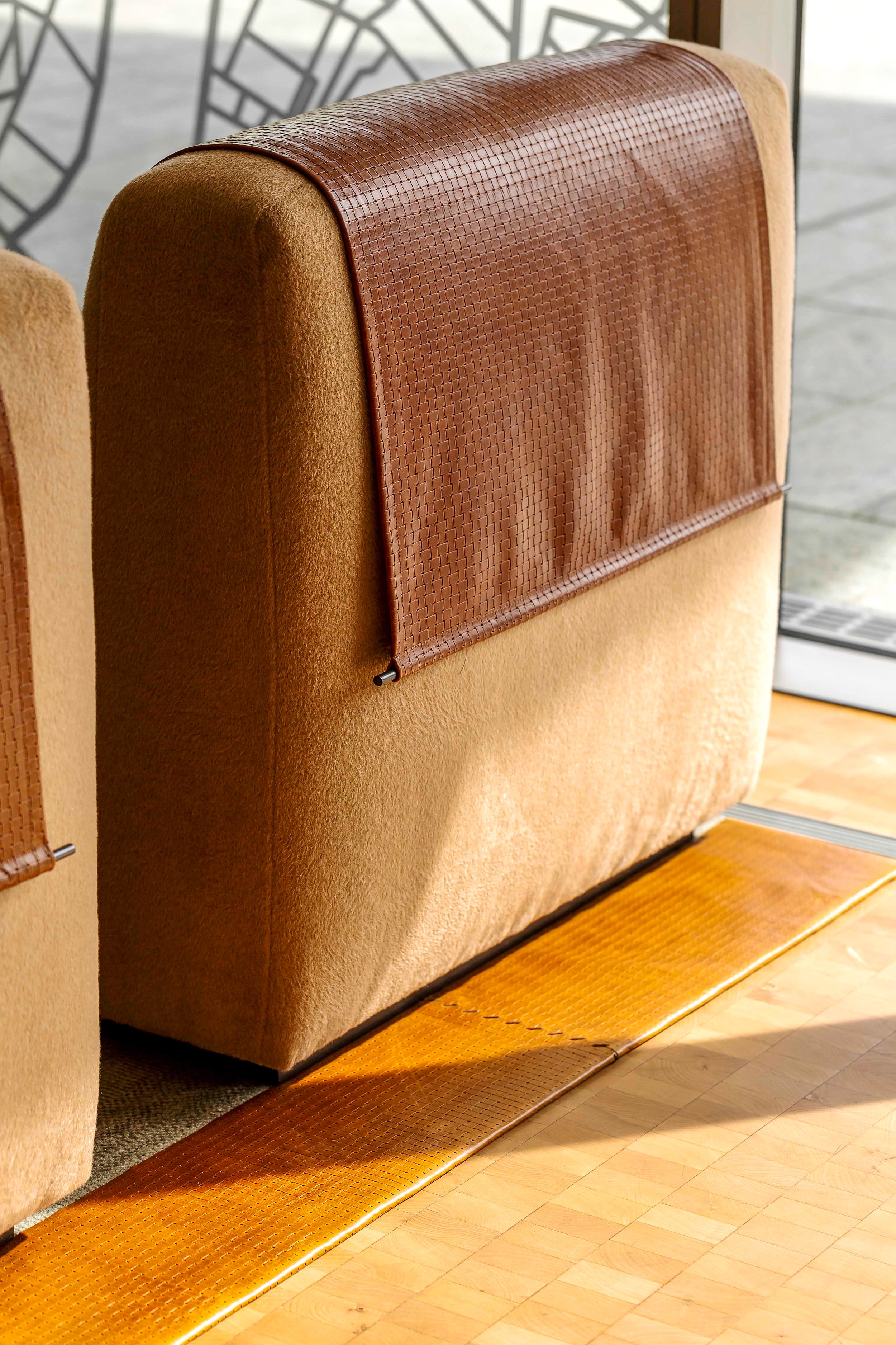 SkB - Product - Furniture - Gates Lounge Chair -4.jpg