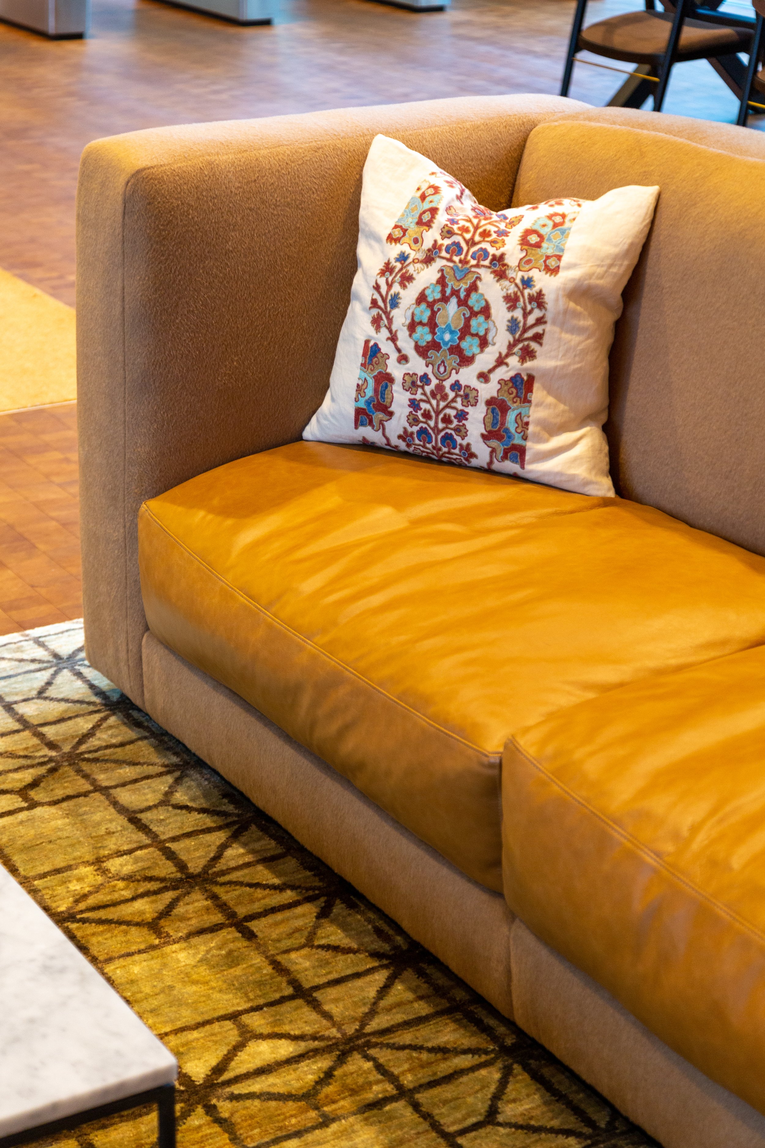 SkB - Product - Furniture - Gates Sofa -3.jpg