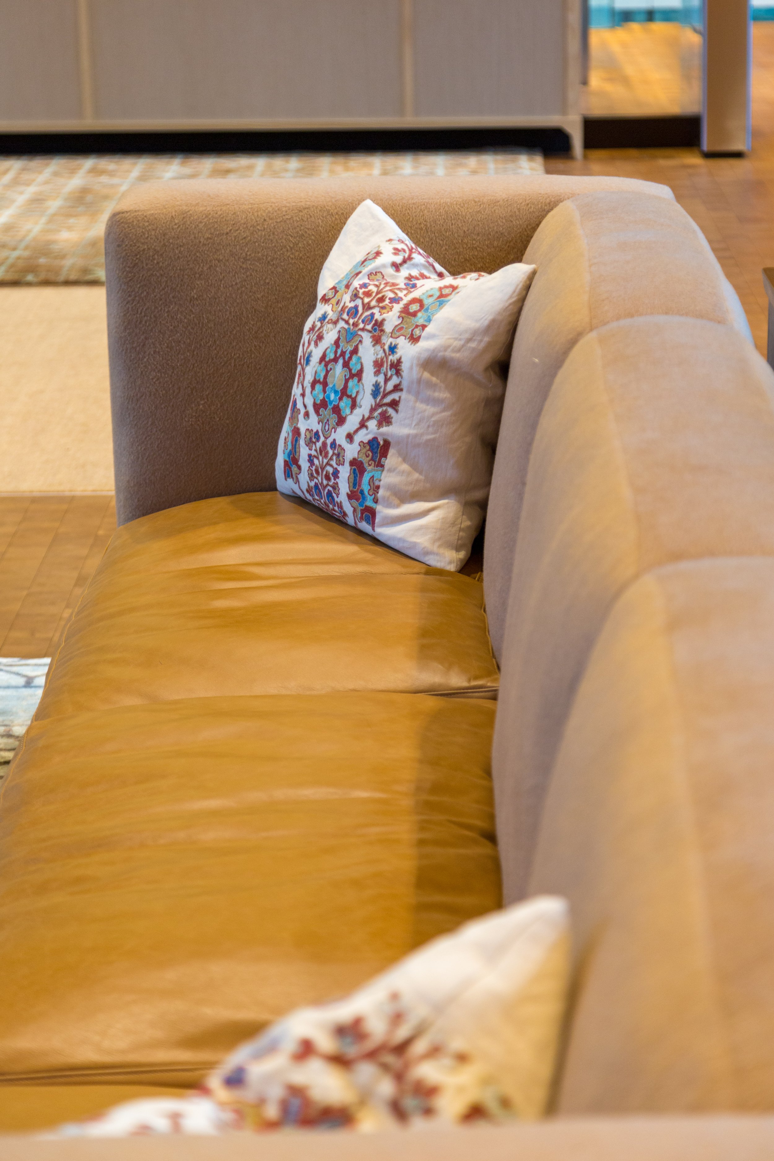 SkB - Product - Furniture - Gates Sofa -2.jpg