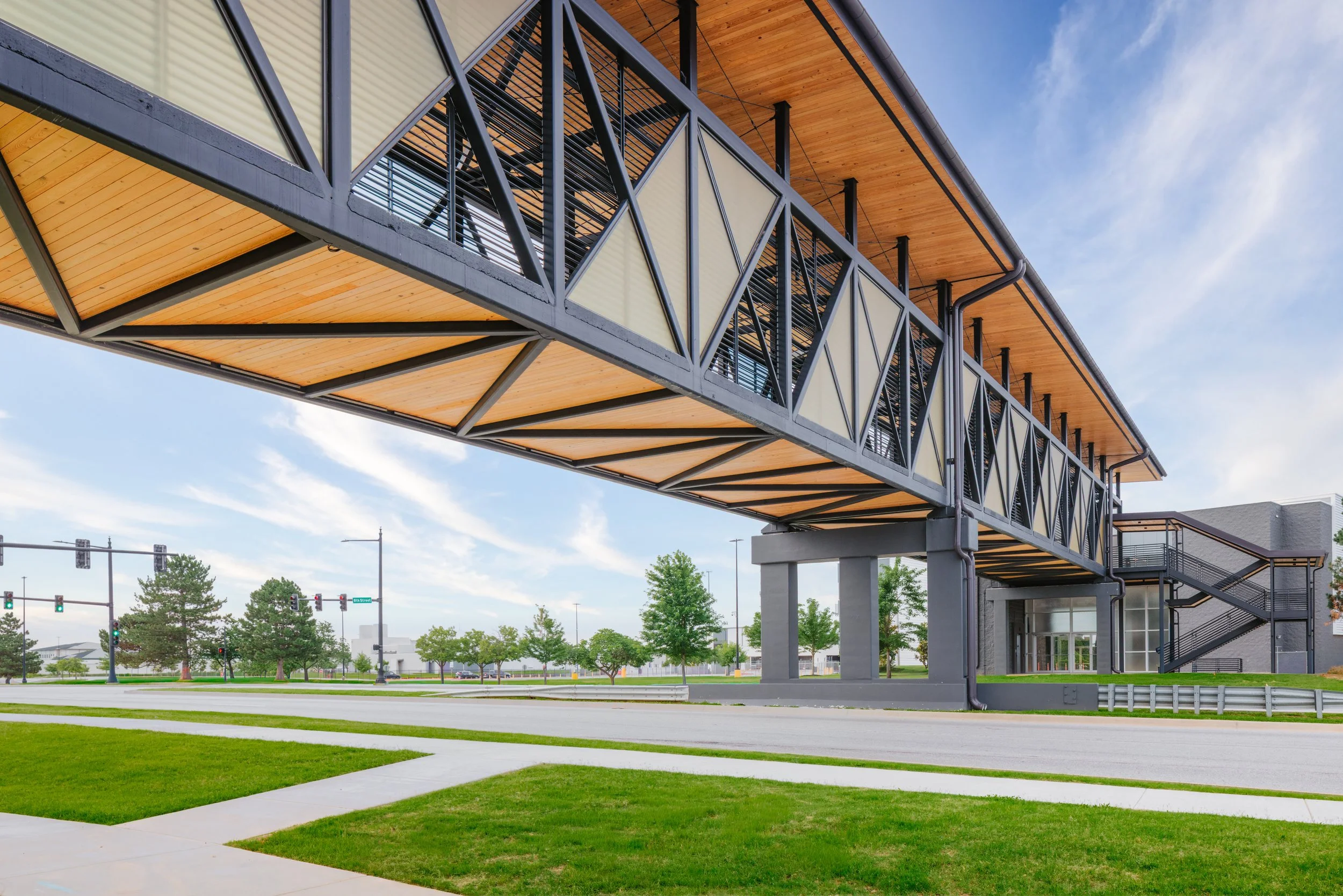 SkB - Pedestrian Bridge Transformation - 010.jpg