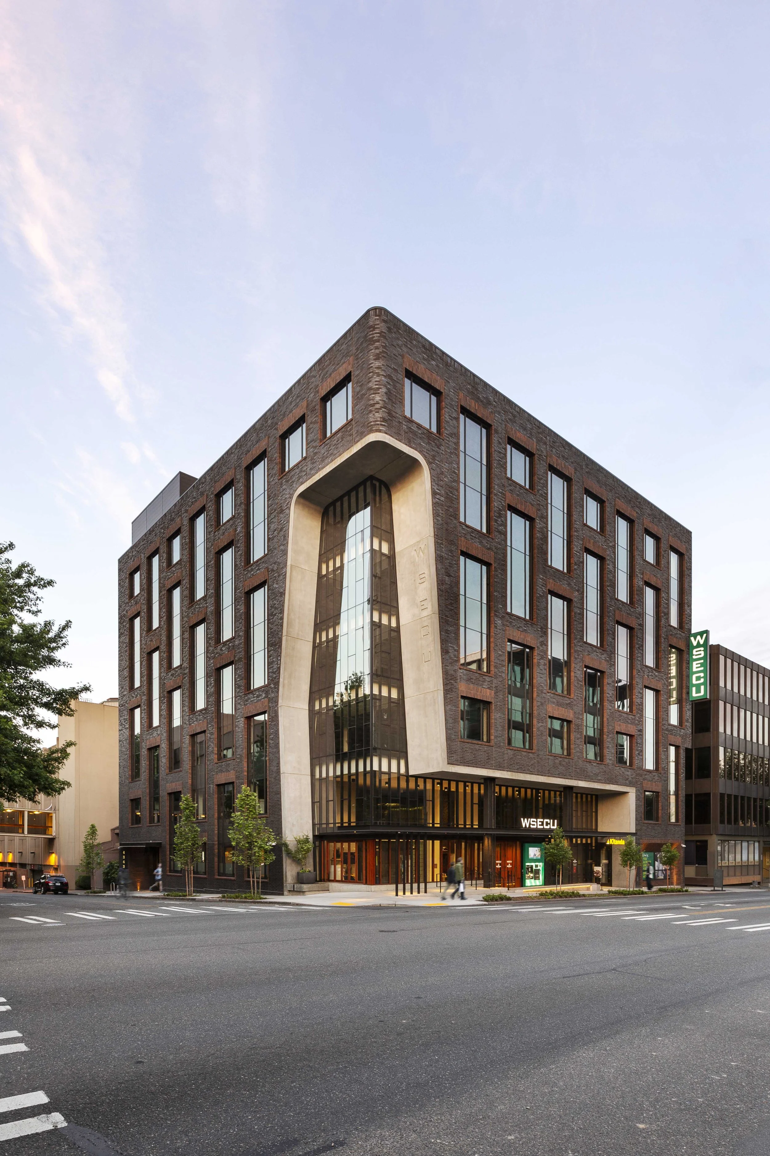 WSECU (Washington State Employees Credit Union) — SkB Architects