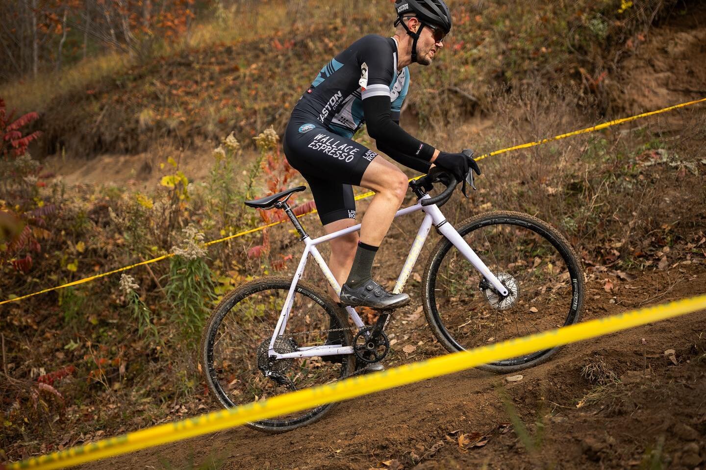 DUNTROON! A belated post as we play catch up from a busy past couple of weeks. Lots of good rides from the crew in Duntroon, we got a couple podiums and enjoyed perhaps the best heckling of the season so far. The course was great and had a bit of eve