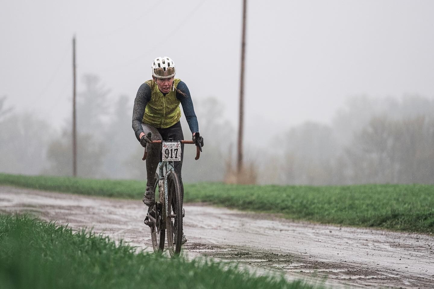 Despite our very best efforts to boycott P2A this year, we still sent one of our best into battle at Canada&rsquo;s longest-standing gravel event. 

📷: @mat_ct 

#P2A #ParistoAncaster #thelanternrouge #eastonadvantage #libertycyclery #batemanshatest