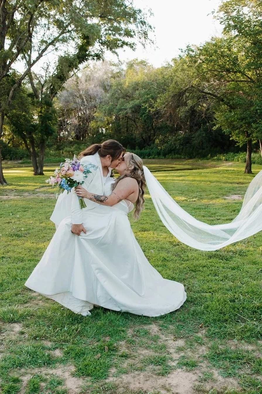 Eberhardt_ChloeandBrooke107.jpg