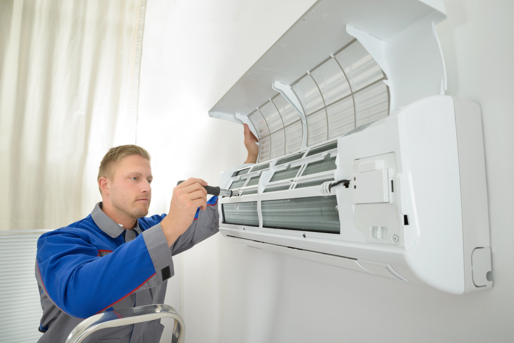 5 Signs You Need Emergency AC Repair