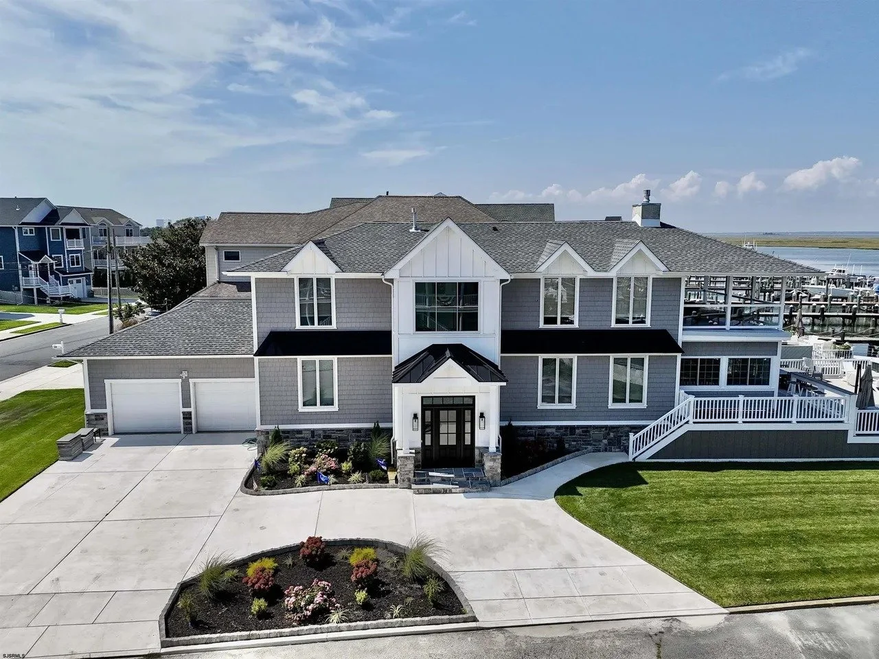 2101 - Didomenico Residence - View 4.jpg