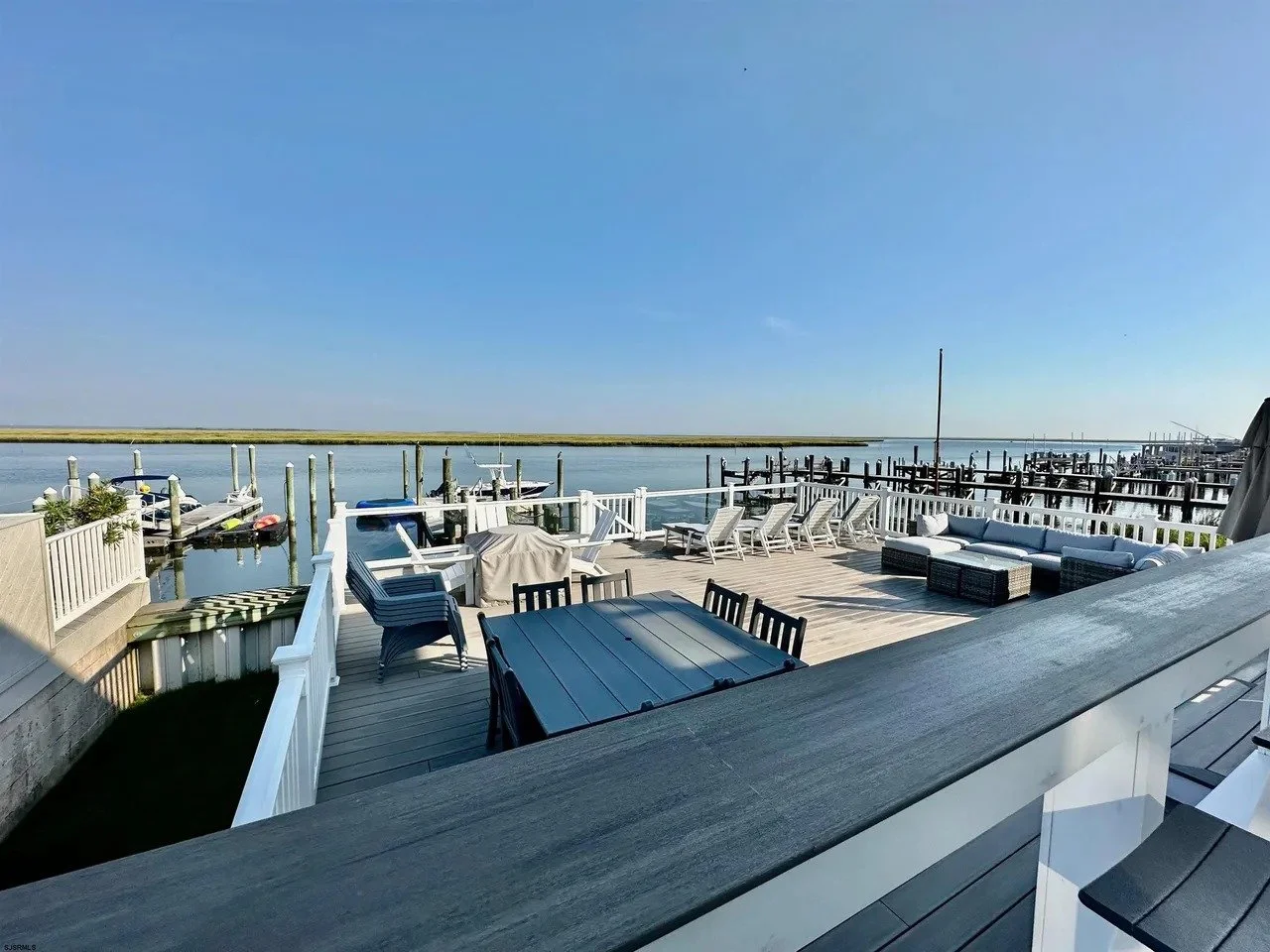 2101 - Didomenico Residence - View 32.jpg