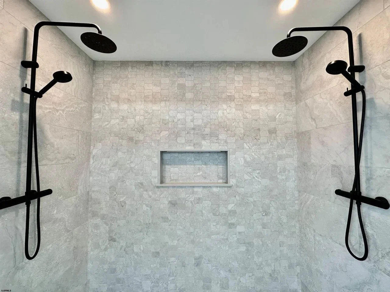 2101 - Didomenico Residence - View 48.jpg