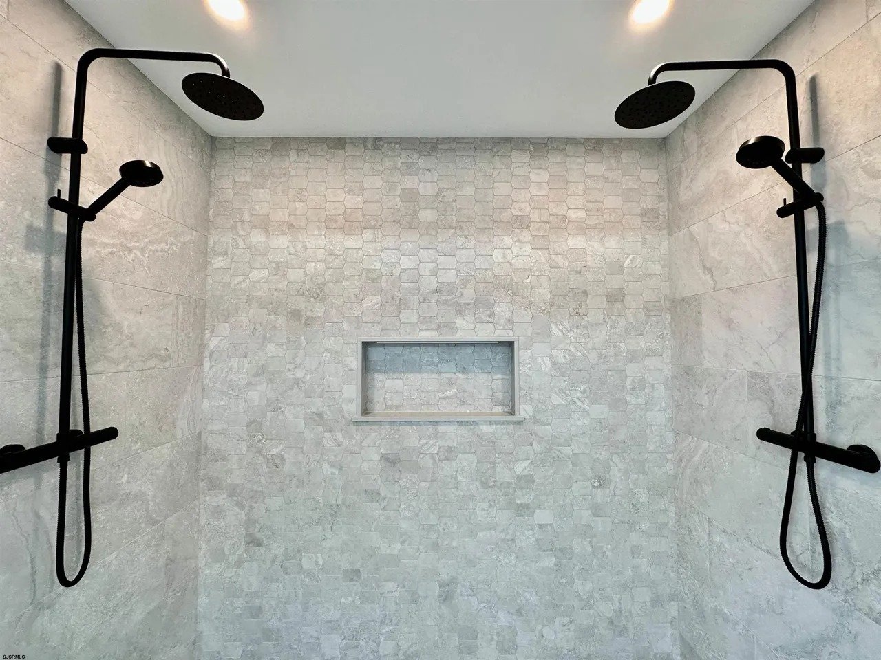 2101 - Didomenico Residence - View 48.jpg