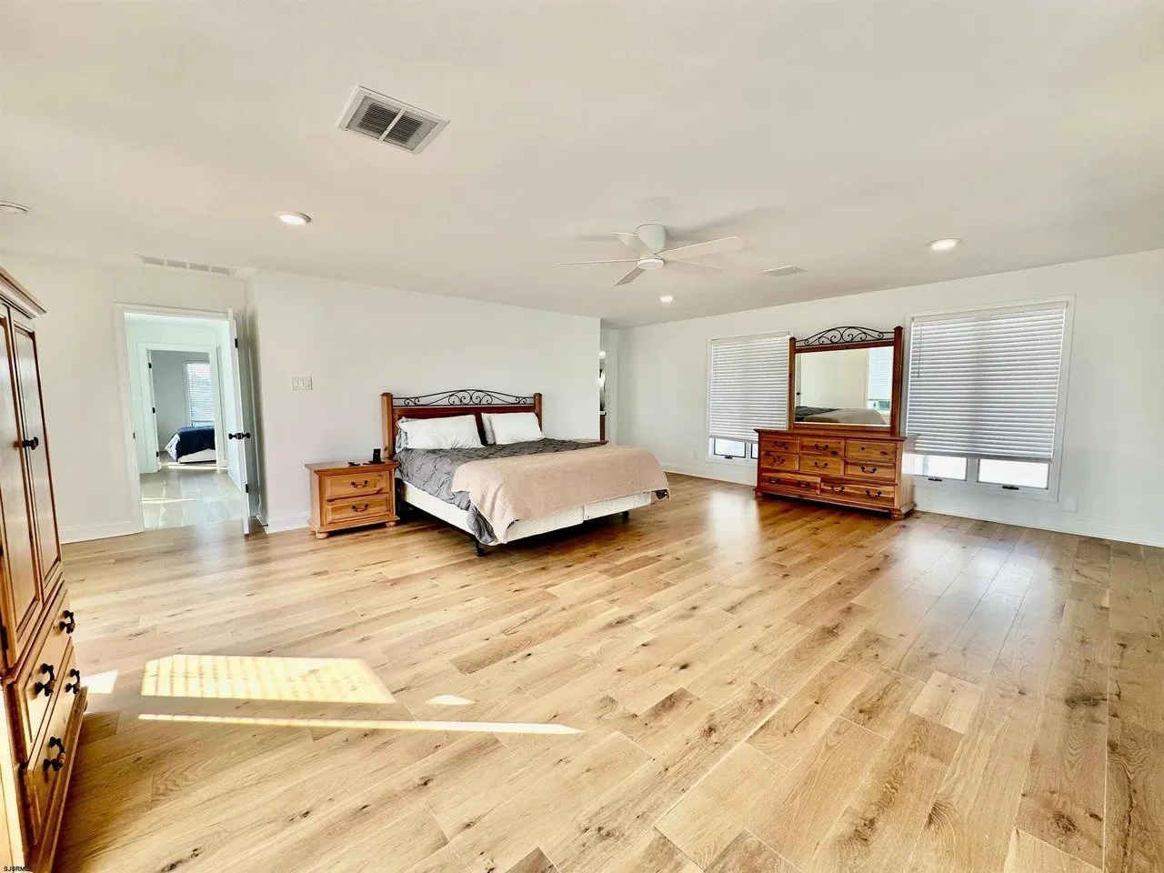 2101 - Didomenico Residence - View 43.jpg