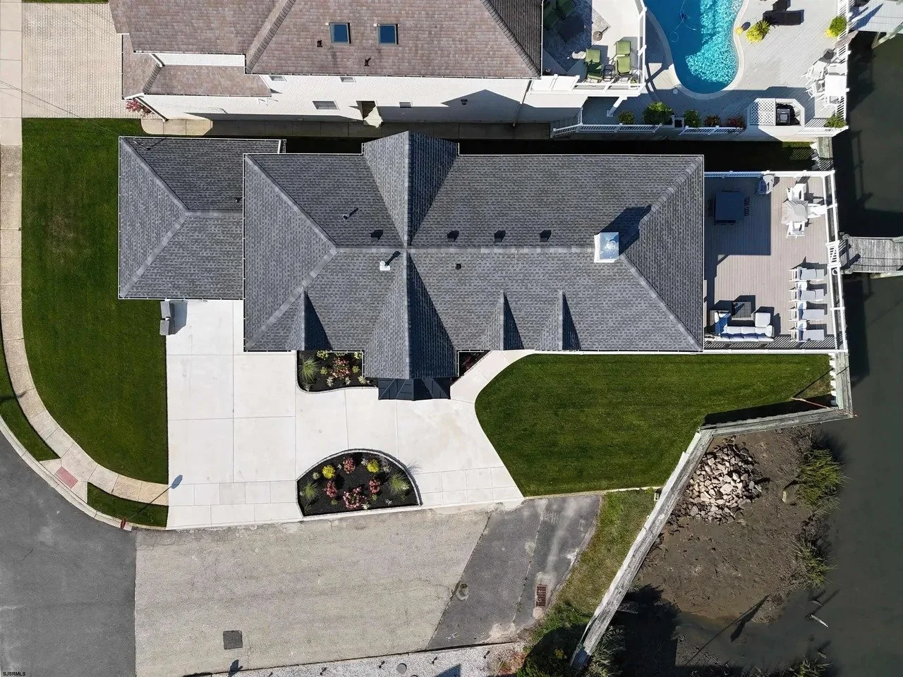 2101 - Didomenico Residence - View 65.jpg