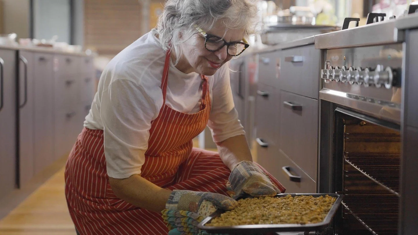 I love creating good food!  It's not enough that its healthy it has to taste delicious too. Whether I'm feeding my family or creating products for @_brookfarm_ . Making one meal for all the family to share, creates adventurous eaters that love good f