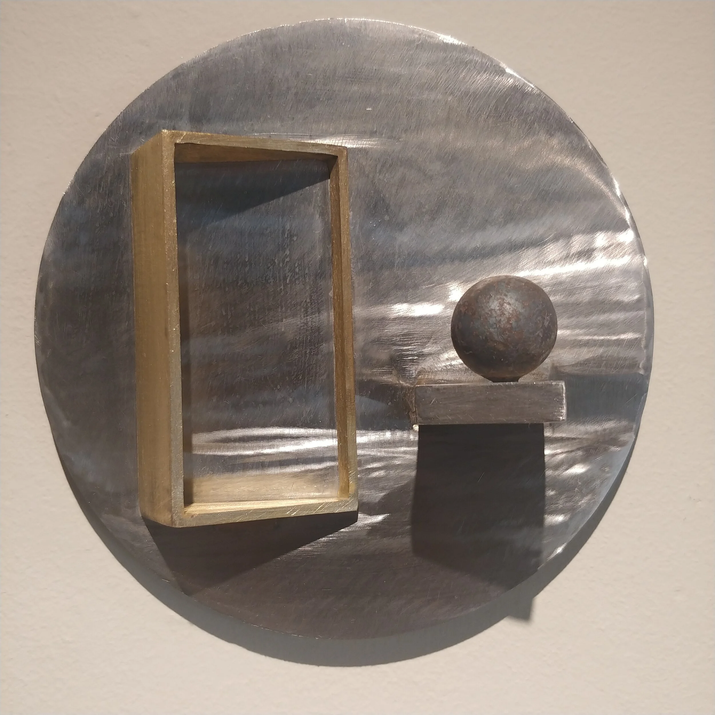 Portal Ledge
Stainless Steel and Architectural Bronze / (SWS-C1)
