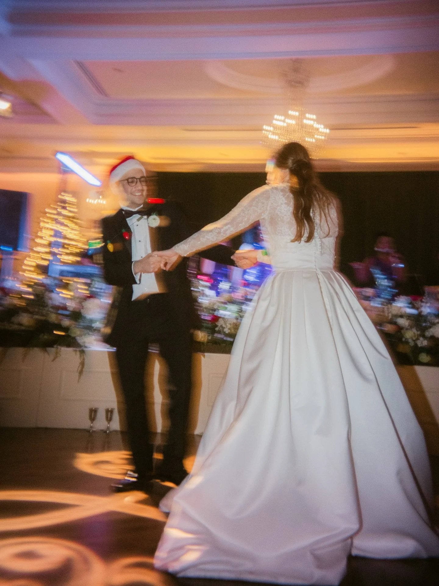 It was a very merry party celebrating Laura Lee &amp; Max!✨