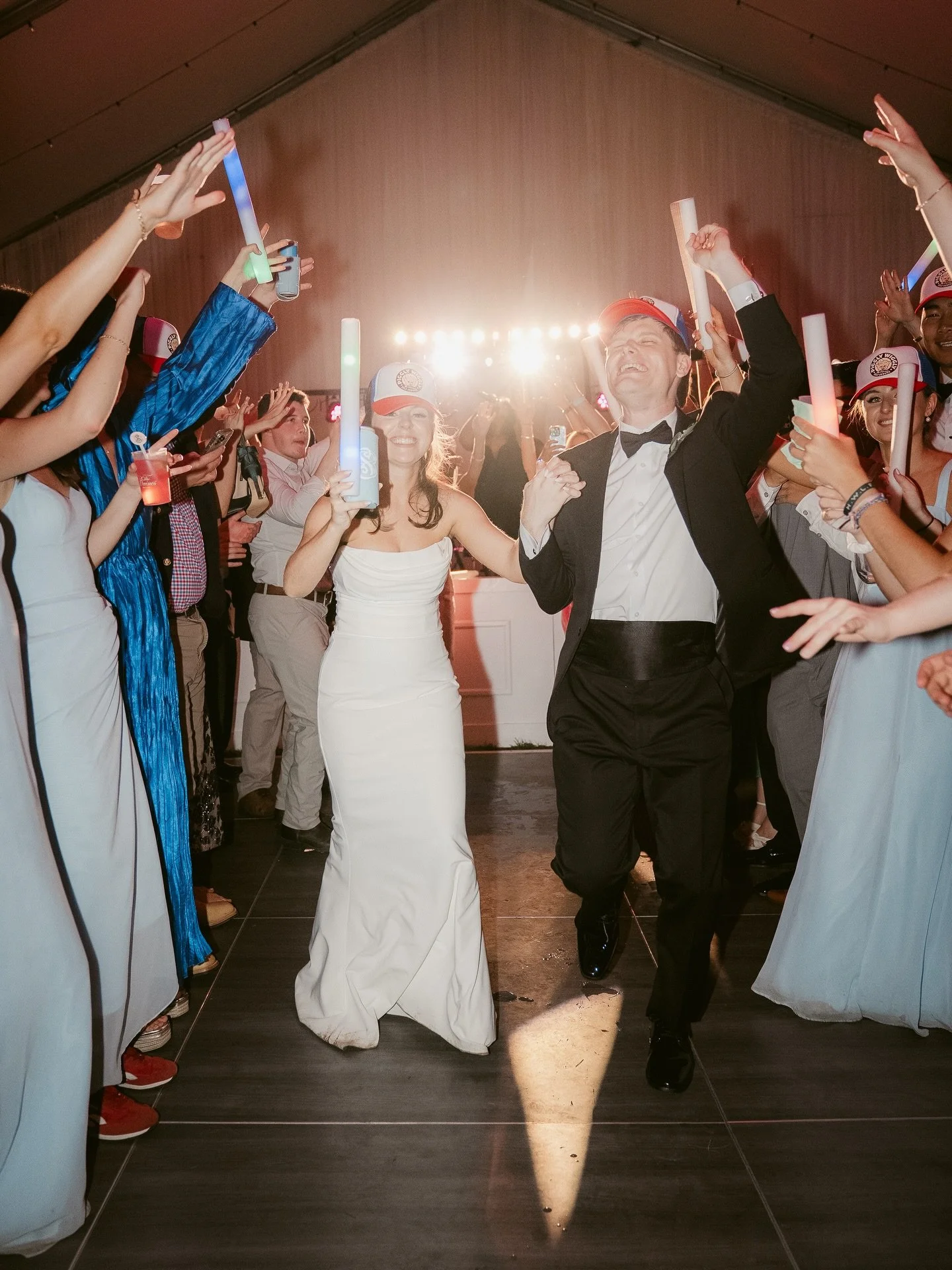 One of my favorite things about a wedding day is seeing the bride and groom really enjoying all the little moments on their wedding day. Real moments help you remember how it actually felt. 🫶🏼

Most times I notice little things that maybe no one el