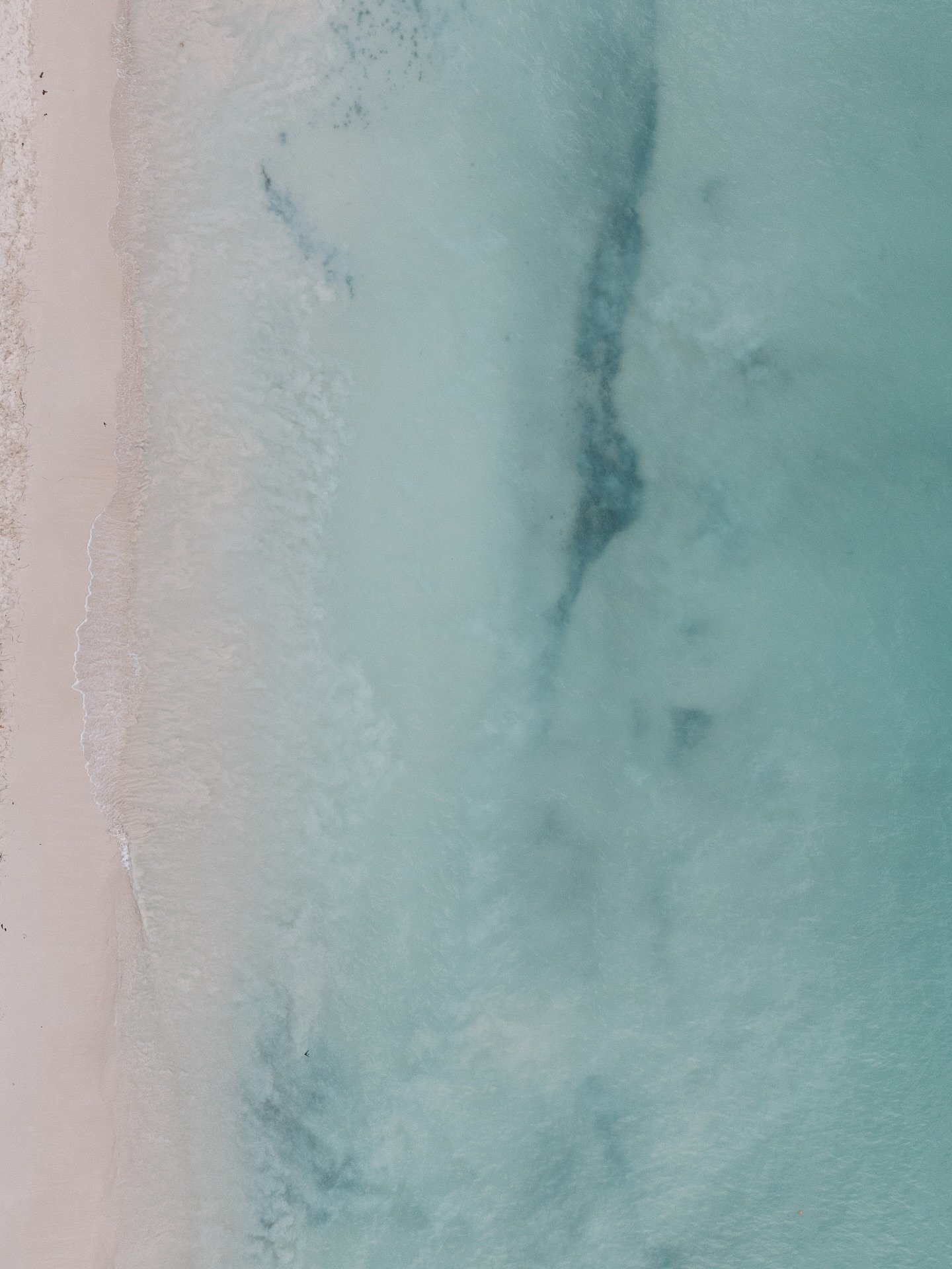 Night one in the DR, Hannah &amp; Austin welcomed their guests with a beach bonfire and silent disco 🪩