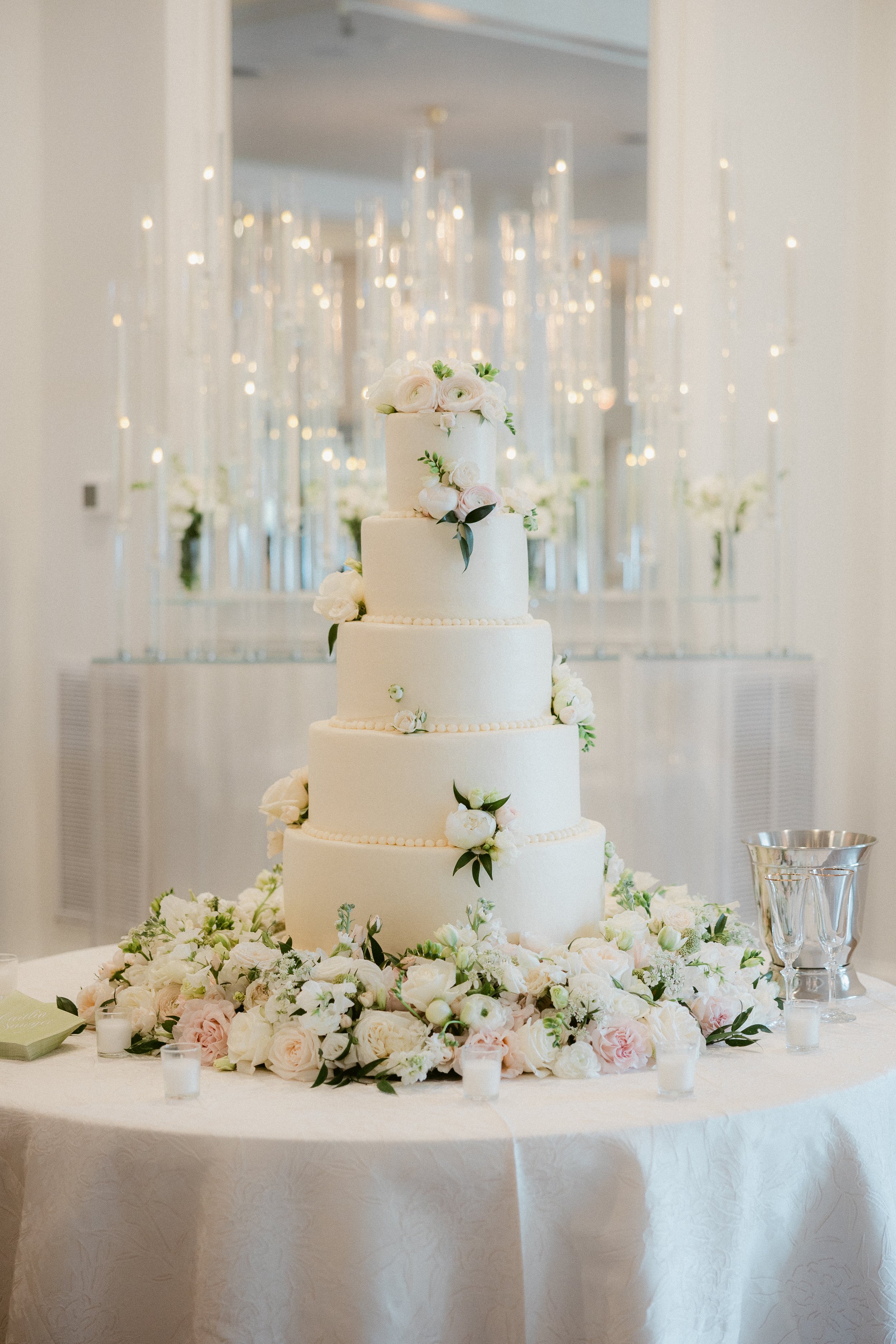 wedding cake image
