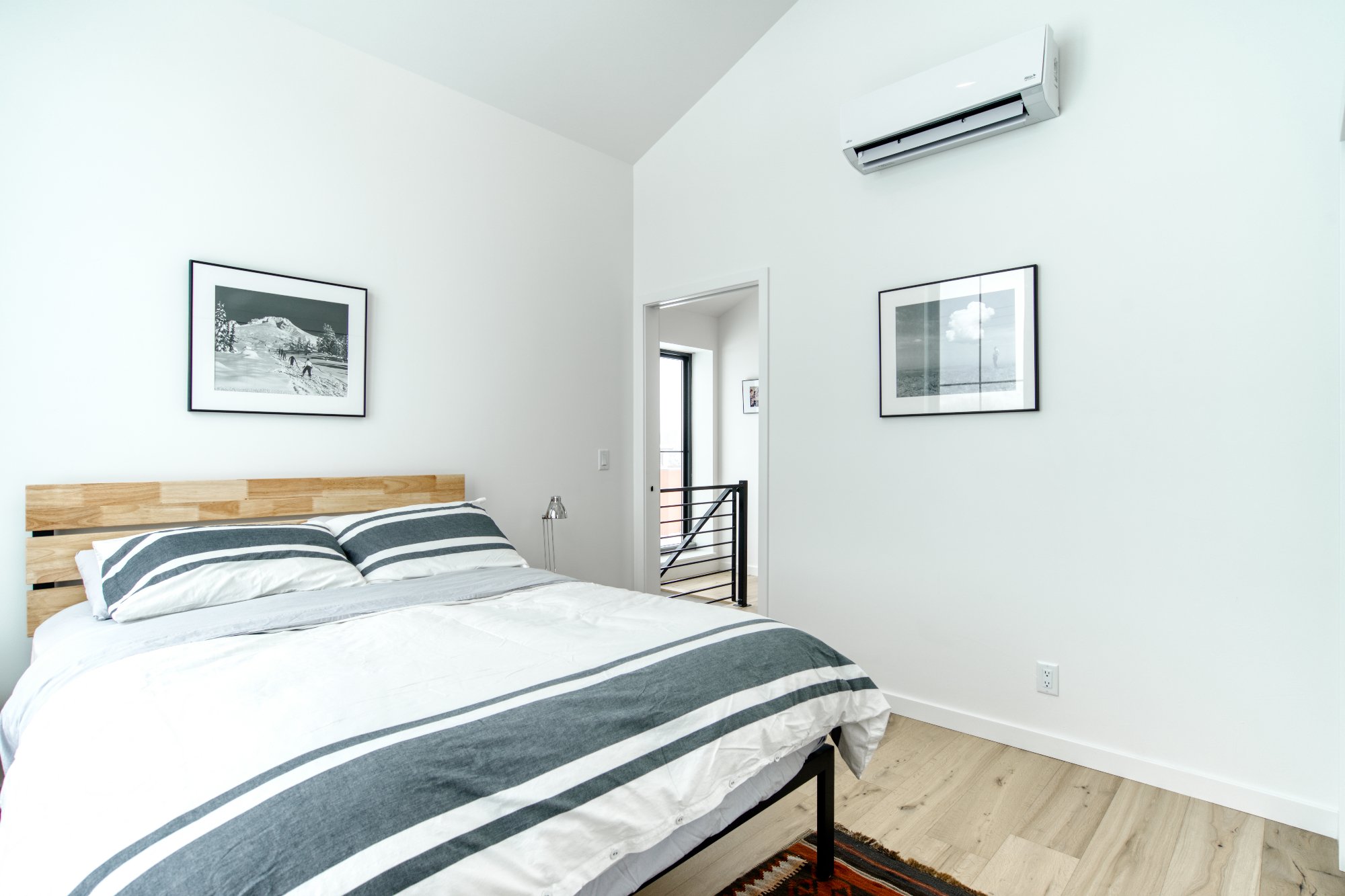 guest bedroom to stair.jpeg