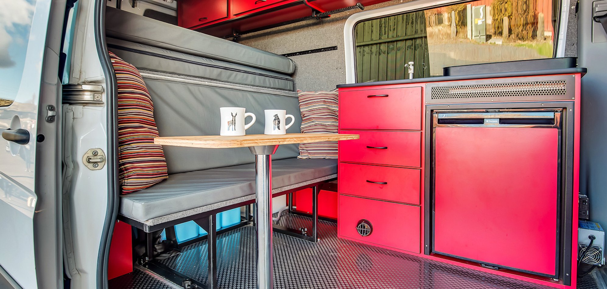 2011Sprinter-couchtable.jpg