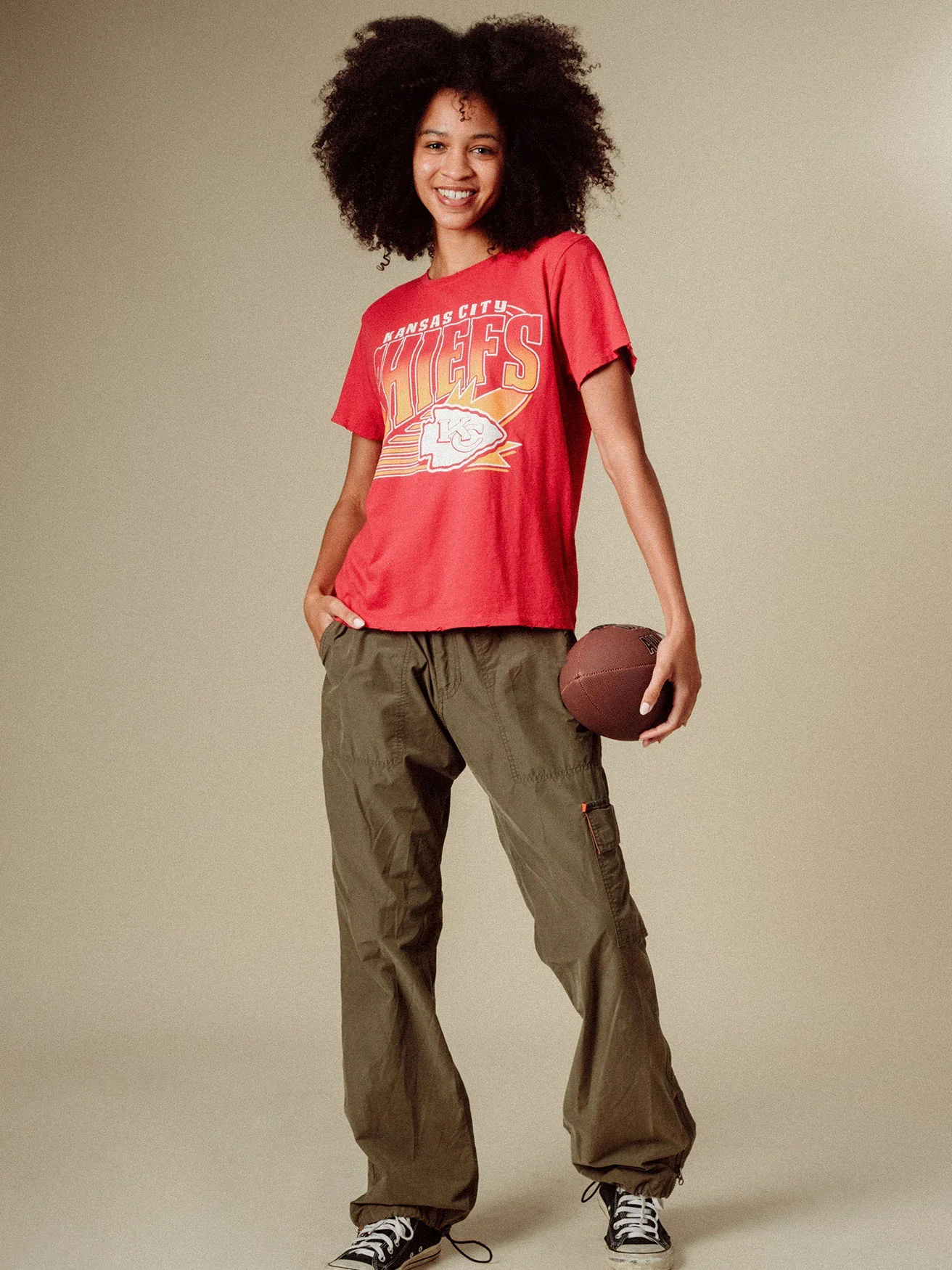 PDPIMAGETEMPLATE2023_0012_JFNFL24-W-STUDIO-VINTAGETEE-10.jpg-2.png