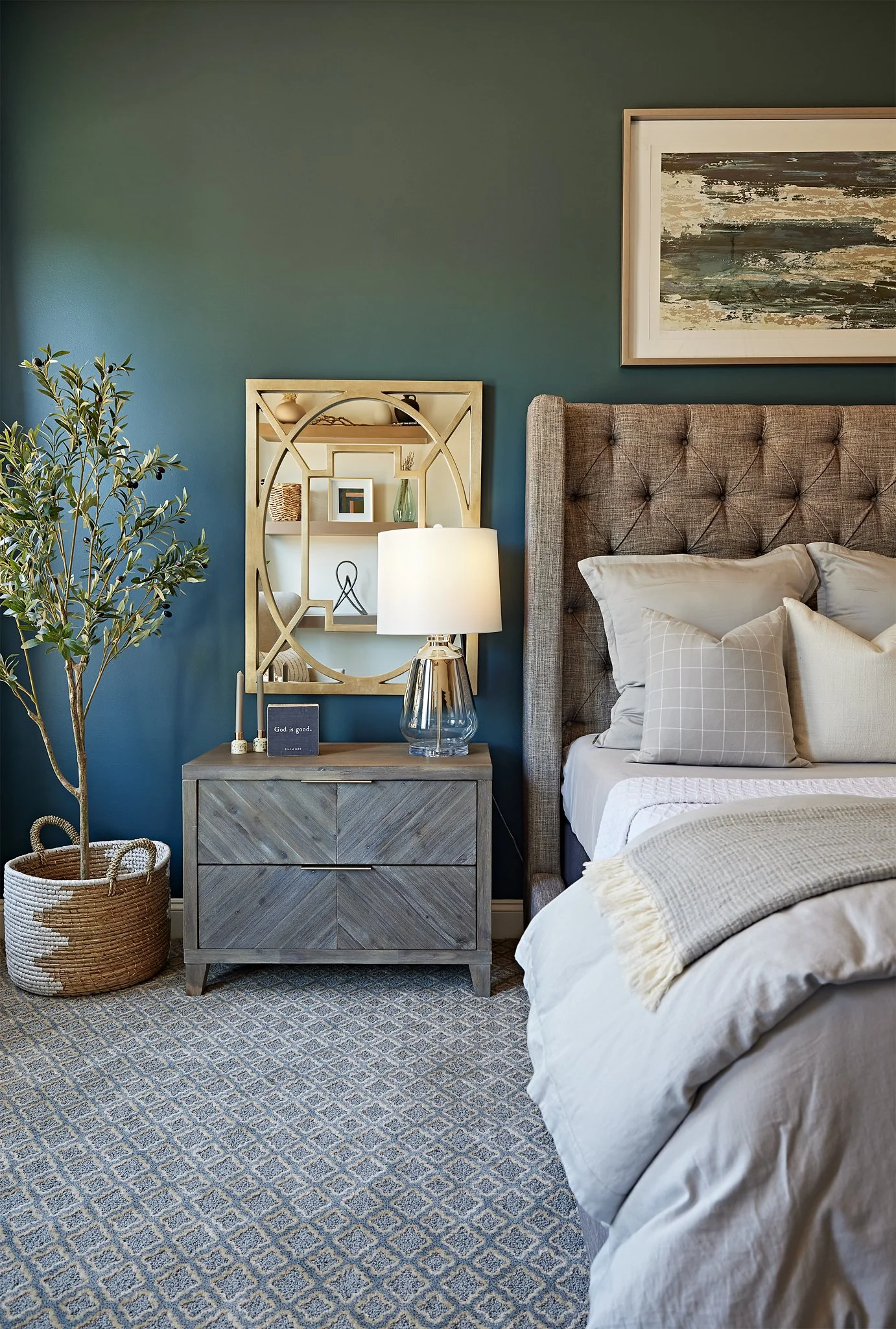 Brown Builders Design Spring 228735_lo.jpg