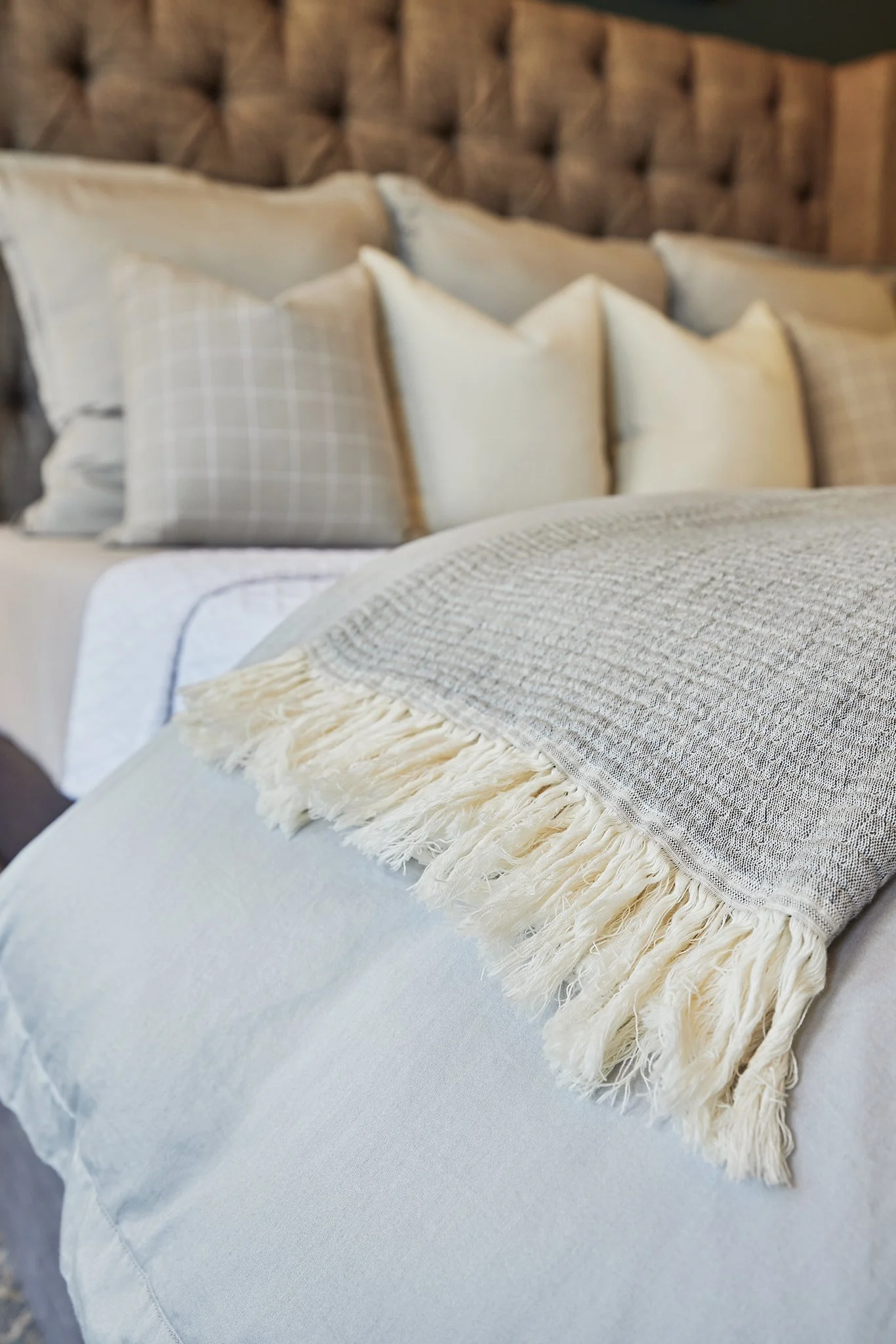 Brown Builders Design Spring 228742_lo.jpg