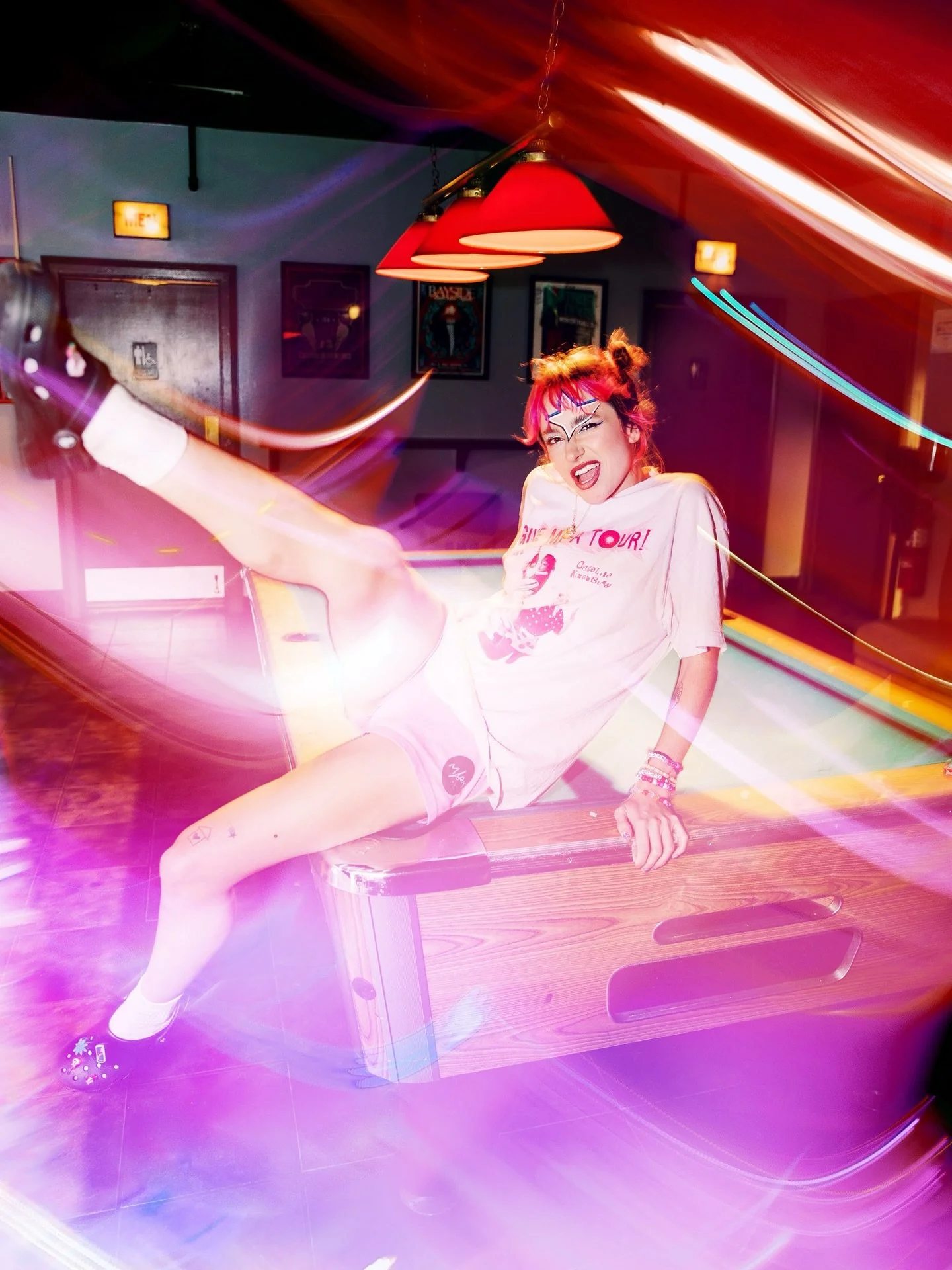 The iconic @maris.wav before her co-headlining show with Caroline Kingsbury at @brighton_music this fall ⭐️ 

Check out our exclusive interview via @thejuiceboxpress (link in my story 🔗)