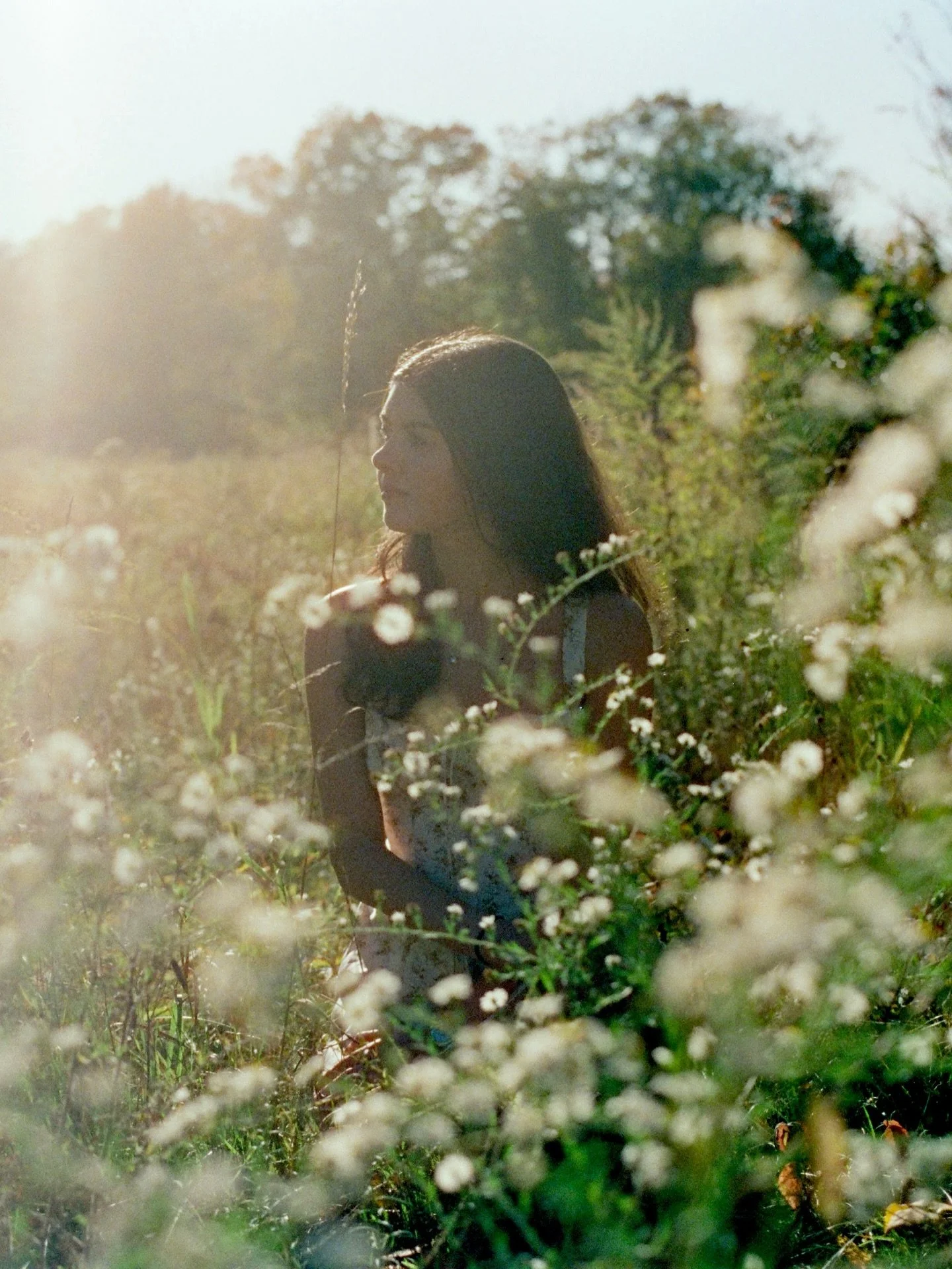 A mix of 35mm @cinestillfilm + digital for Sara&rsquo;s senior portraits 🌞