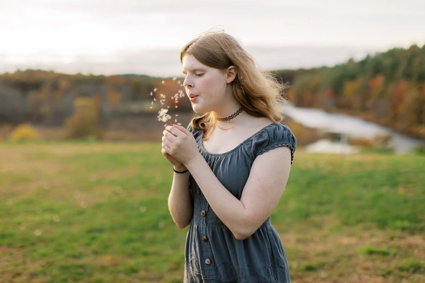A lovely senior shoot with Genevieve last fall 🌱 

This afternoon was especially easygoing! After we got the essential portraits, Genevieve, her mom, and I roamed the grounds of Medfield State Hospital. Genevieve even showed me how to identify the d