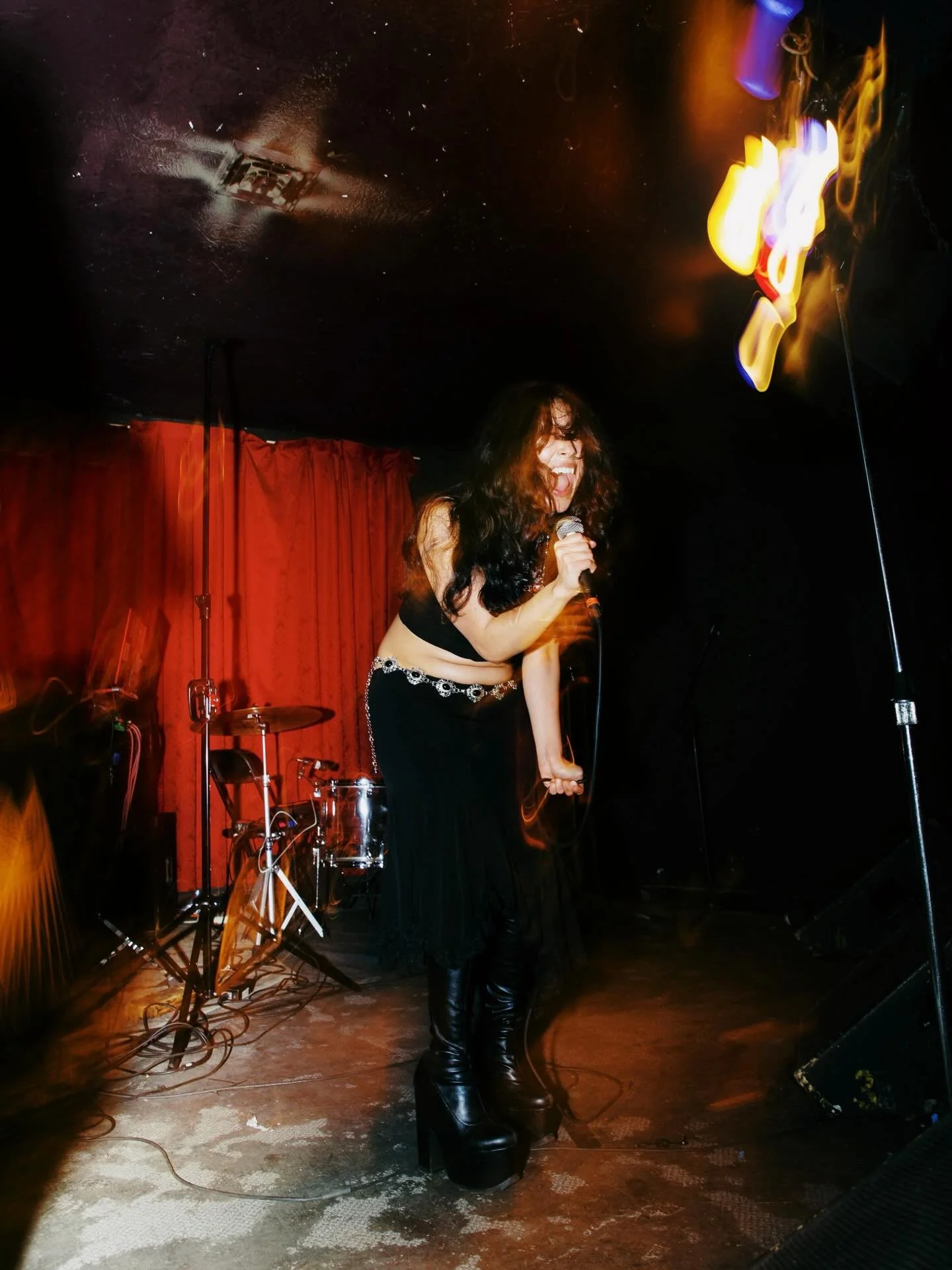 @andeysamhain at @obrienspubboston 🦇 

Shot for @thepeoplesar