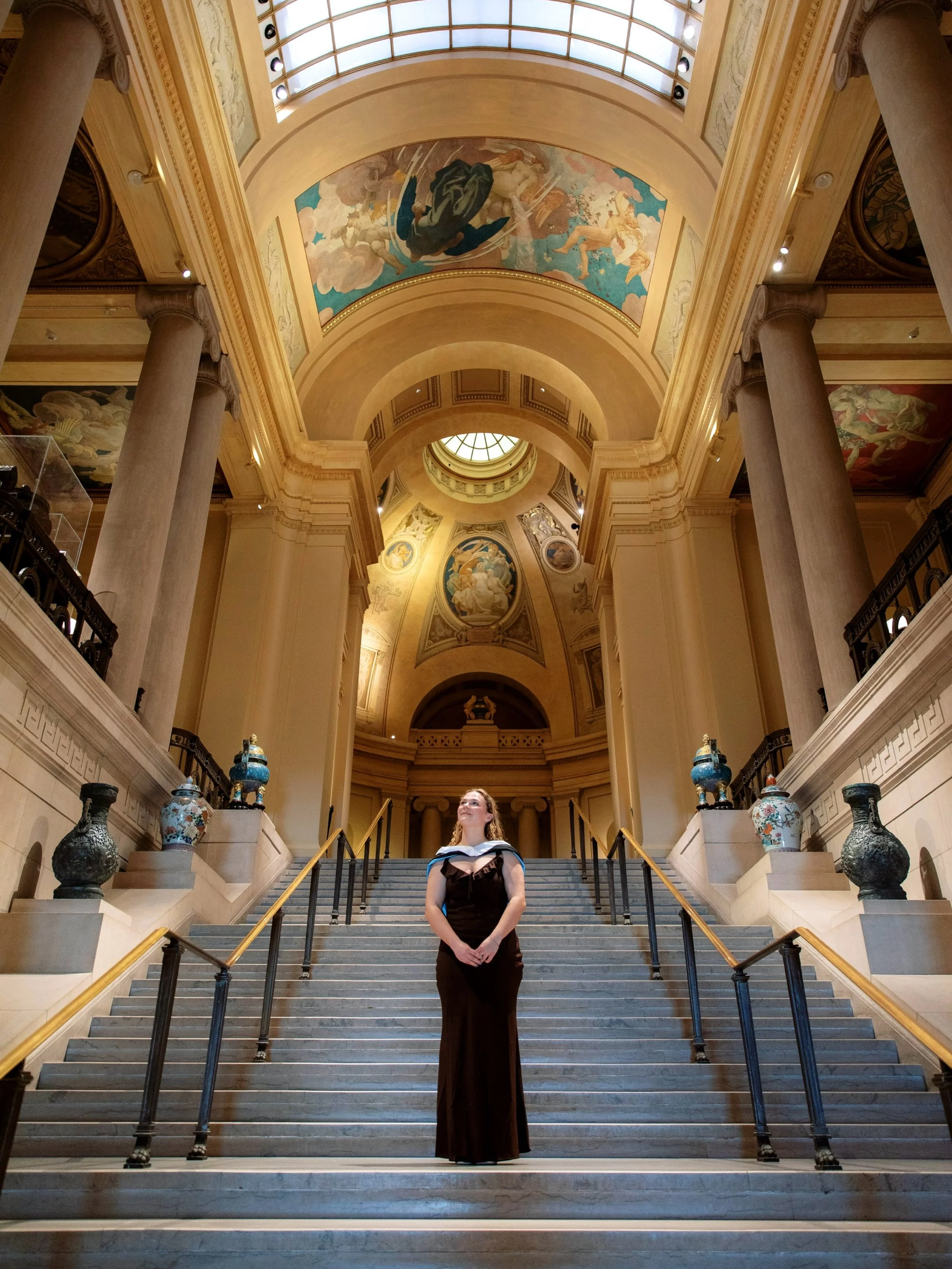 A special request from Ava to commemorate her Master&rsquo;s in Museum Education from @tuftsuniversity! 

I&rsquo;d taken lots of photos inside the MFA (@mfaboston), but never for a former shoot, so this was definitely one of the more memorable sessi