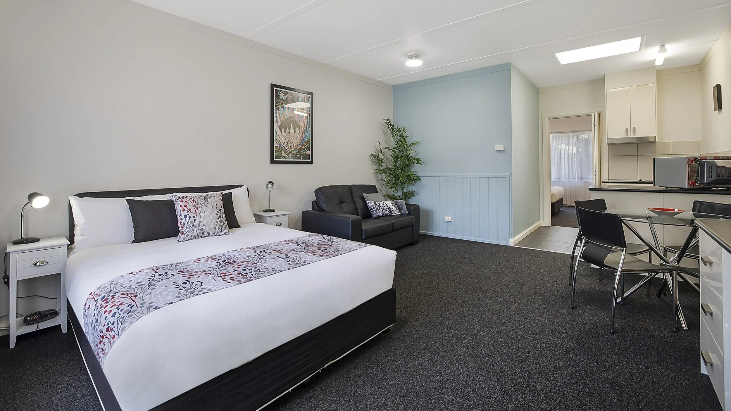 OFFICIAL SITE Hamilton Lakeside Motel