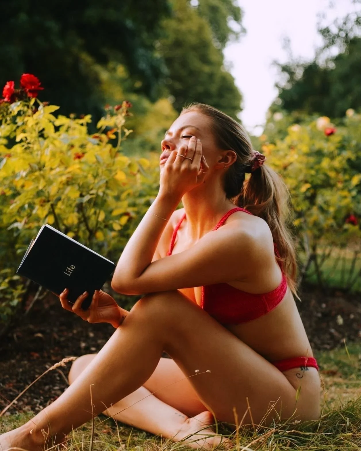 Recent summer work &amp; endeavours 🙆🏼&zwj;♀️☀️✍️!! chatting to @the.independent on the cult of self-discipline (ofc including Bible references 🙃), for @refinery29 on connection &amp; community through a body lens (written by @loreal_blackett), an