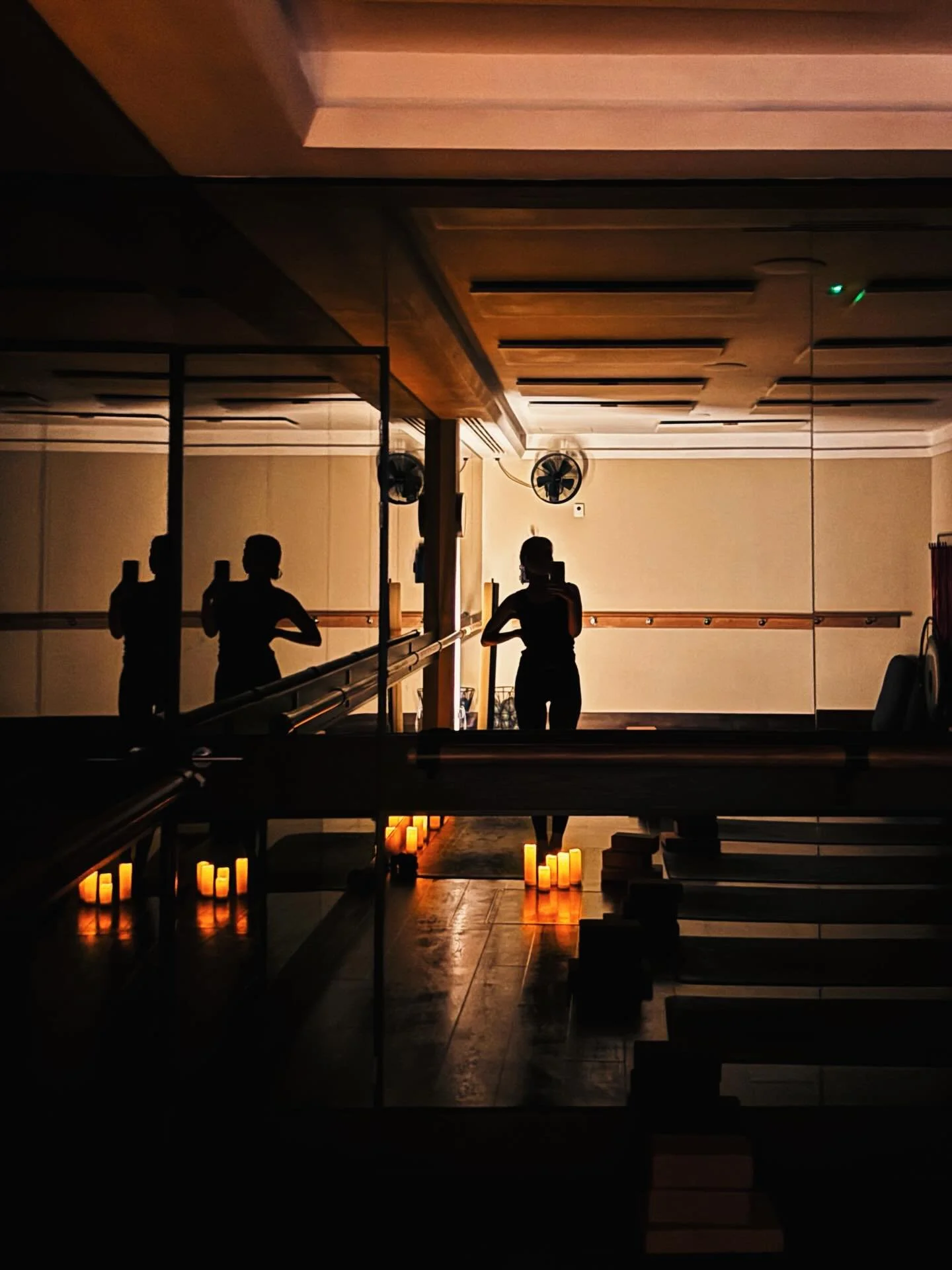 New this week with @womenshealthuk on friction-maxxing, @itsgoneviralofficial on looksmaxxing, @telegraph on changing social values &amp; @discover.magazine on narrative therapy - all linked in my stories if you&rsquo;re doing some article-maxxing to