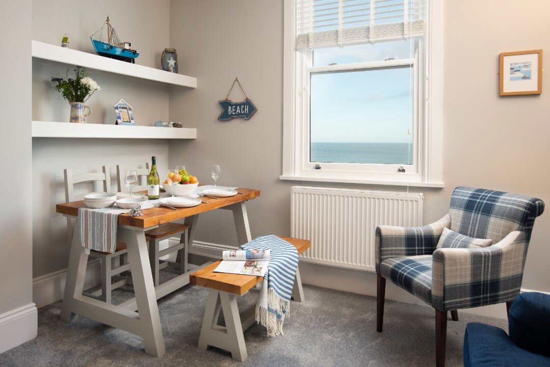 This apartment in Filey complete with a sea views, was lovely to photograph. 6 The Landings is a superb holiday property available to book via 
@5leysholiday 
@discovering_yorkshire #yorkshire #filey #breakfasttime