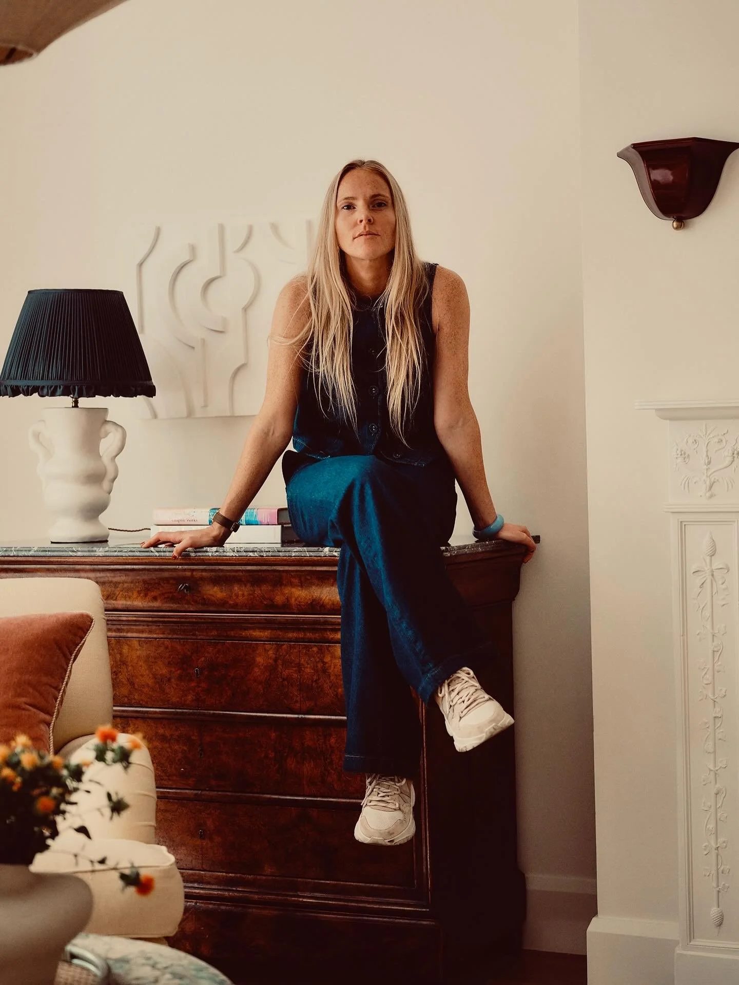 Hi 👋🏼. Just thought I&rsquo;d take a moment to say hello and thank you to new &amp; old followers here, there are quite a few of you new here over the last few months - so grateful to have you &hearts;️! I&rsquo;m going to pop up a Q&amp;A box on m