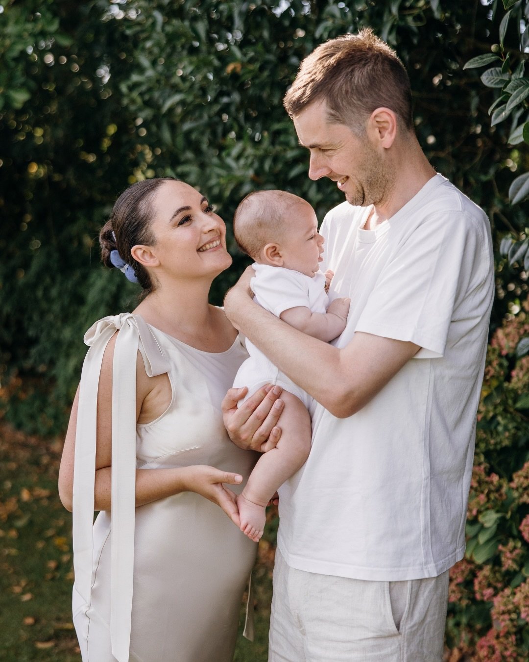 A very special session with little Apollon while his mum and dad were back in Hawke&rsquo;s Bay. And proof that photos with your newborn don&rsquo;t have to happen indoors!

Fun fact&hellip; when I was just starting out with photography, Lydia and I 