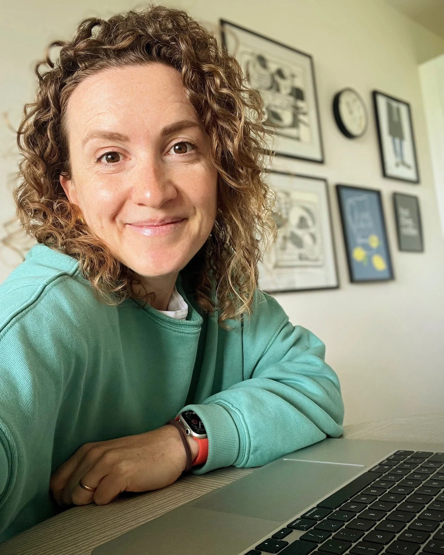 Working on something I&rsquo;m not allowed to talk about yet&hellip; 👀

But if you&rsquo;re on my newsletter, you&rsquo;ll hear about it first.

Link in bio.