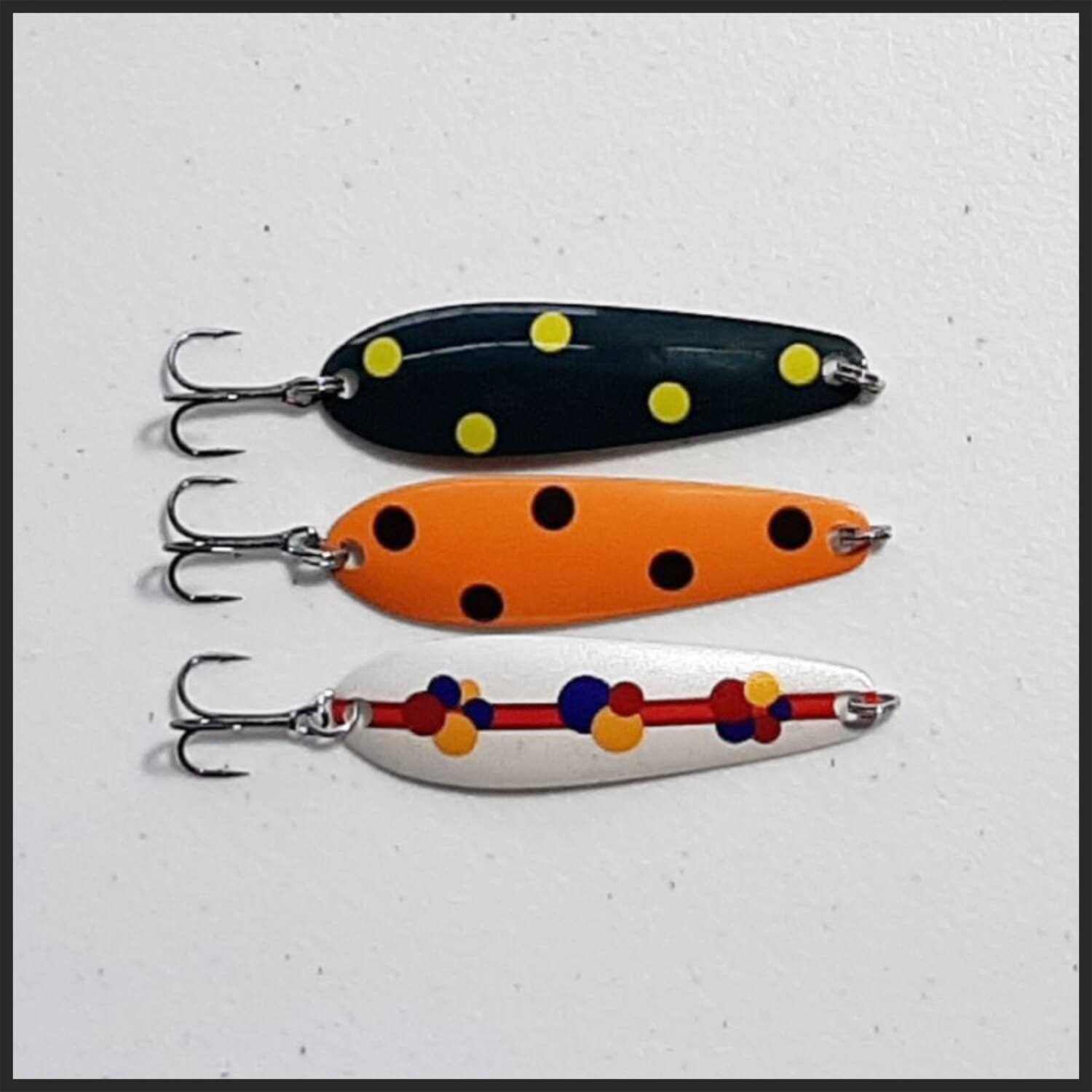 RUNATURE Trout Lures Set Kit Saltwater Trolling Spoons Single Hook Fishing  Spoons Combo with Fishing Tackle Box for Walleye Pike Salmon (Fishing Spoon  Ⅱ 20): Buy Online at Best Price in UAE 